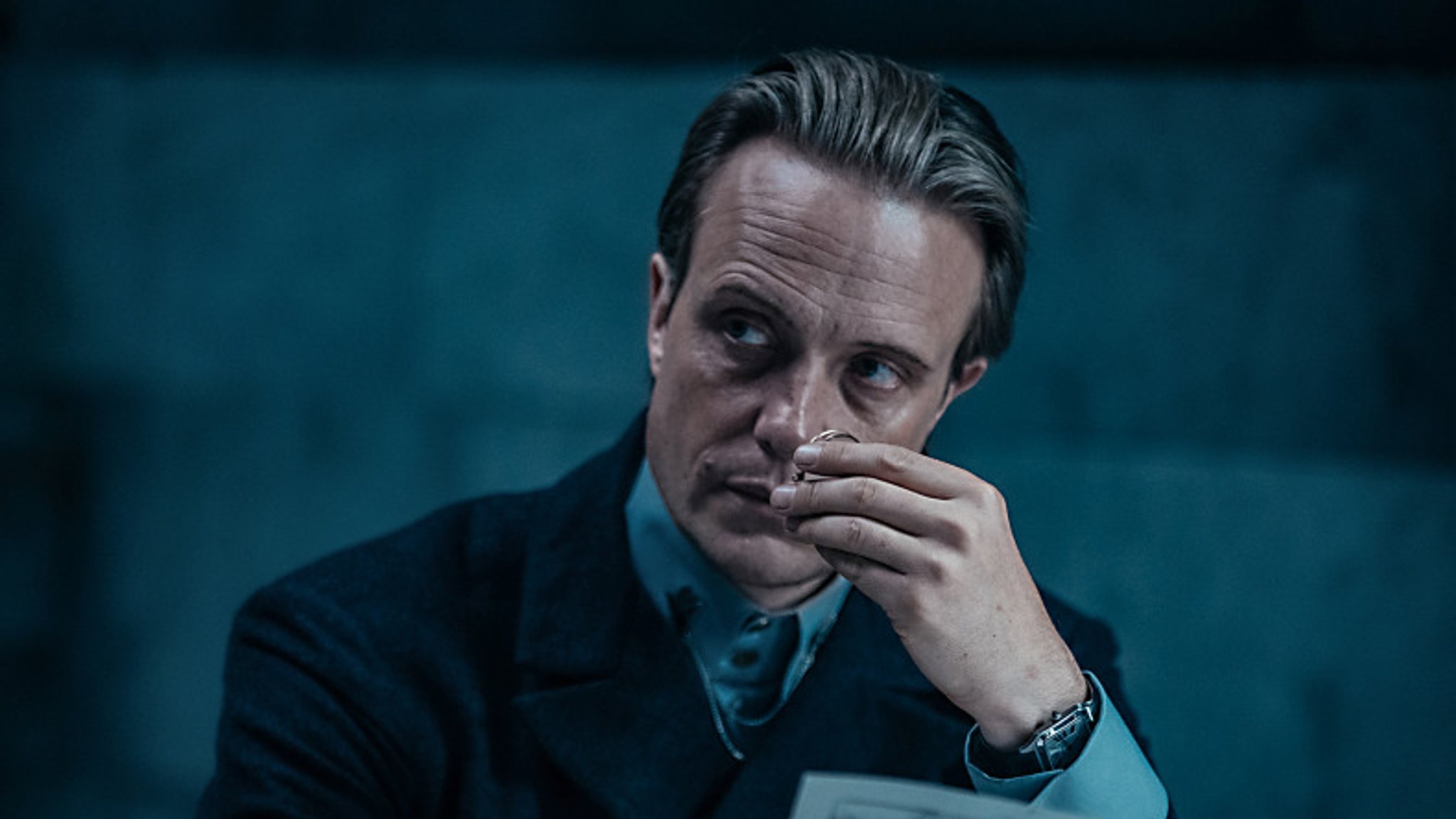 Spielt eine diabolische Rolle in "Meister und Margarita": Schauspieler August Diehl | Bild: Capelight Pictures Spielt eine diabolische Rolle in "Meister und Margarita": Schauspieler August Diehl