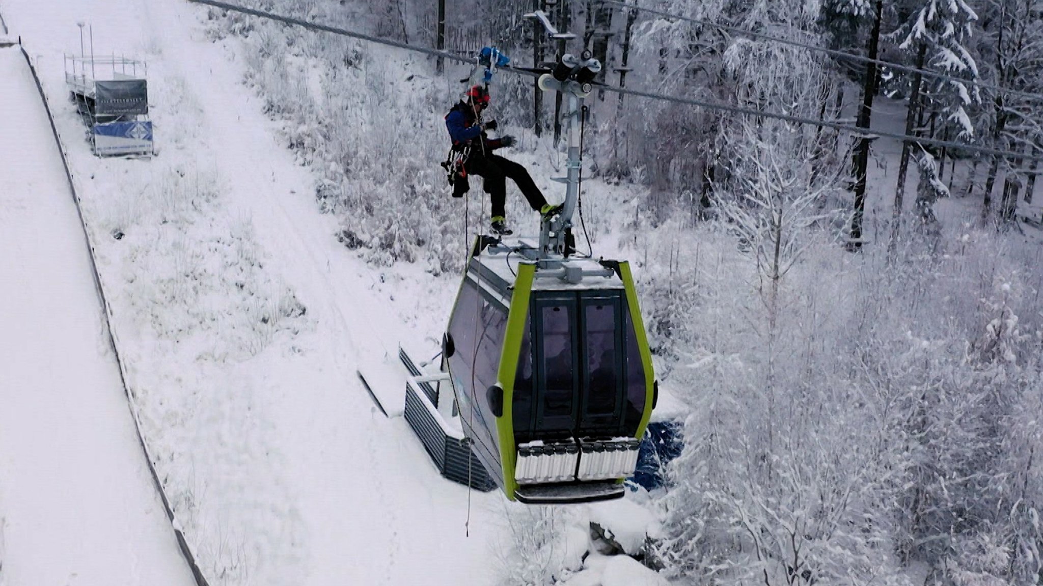 Rettungsübung an Seilbahn.