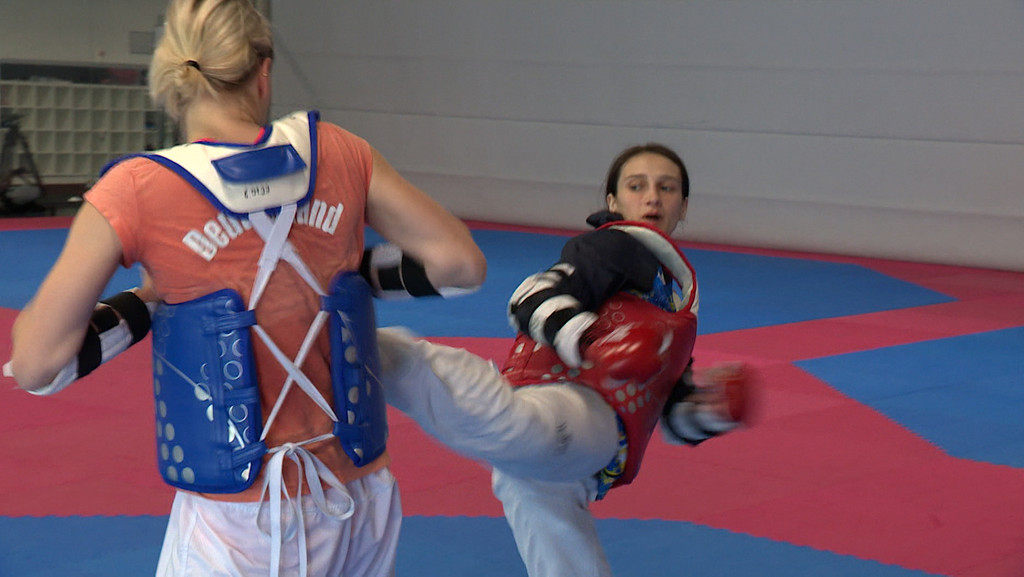 Iryna Romoldanova beim Taekwondo-Training