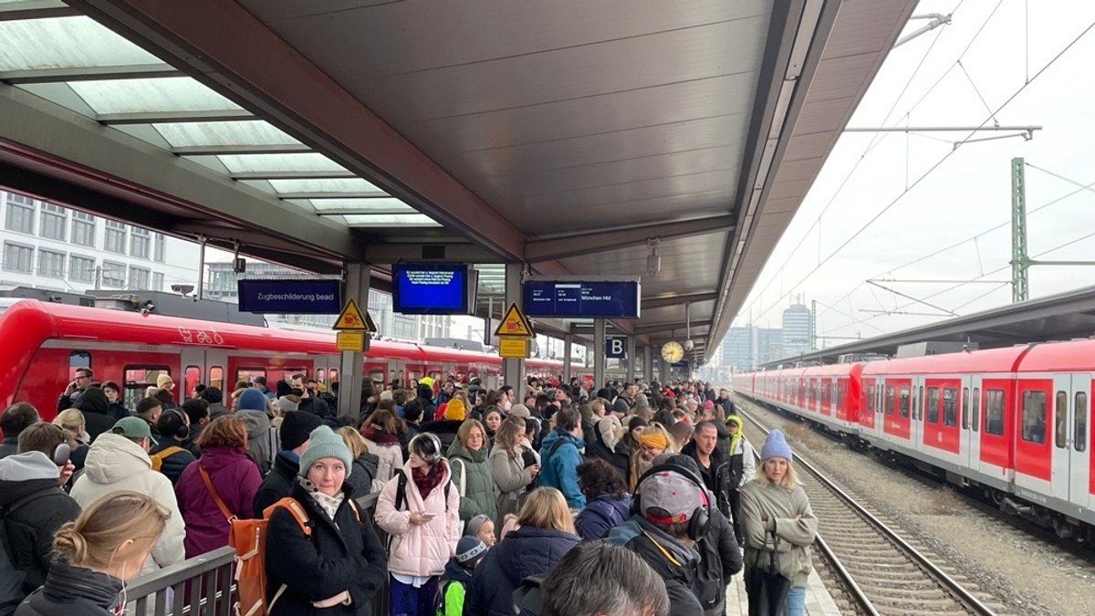 Chaos bei Münchner S-Bahn: Stammstrecken-Sperrung aufgehoben