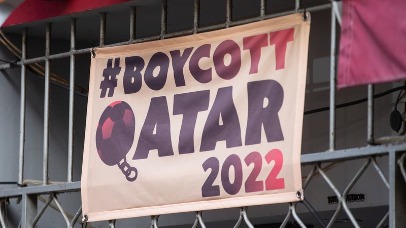 Die Fußball-WM in Katar ist hoch umstritten. Vor dem Beginn am Sonntag wird die Diskussion über Public Viewing intensiver. 