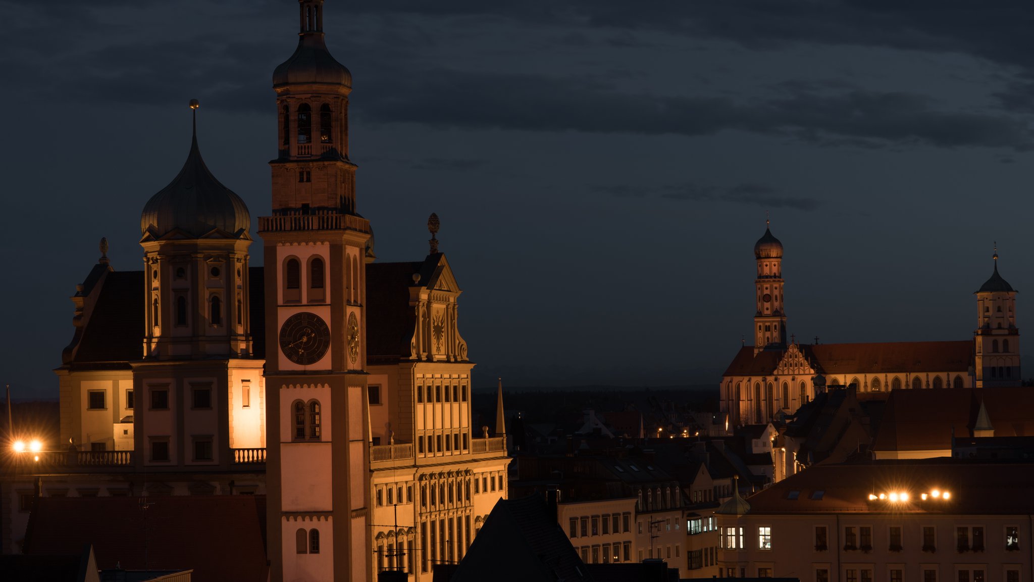 Die Stadt Augsburg muss ihr Feuerwerksverbot auf privaten Flächen zurücknehmen.