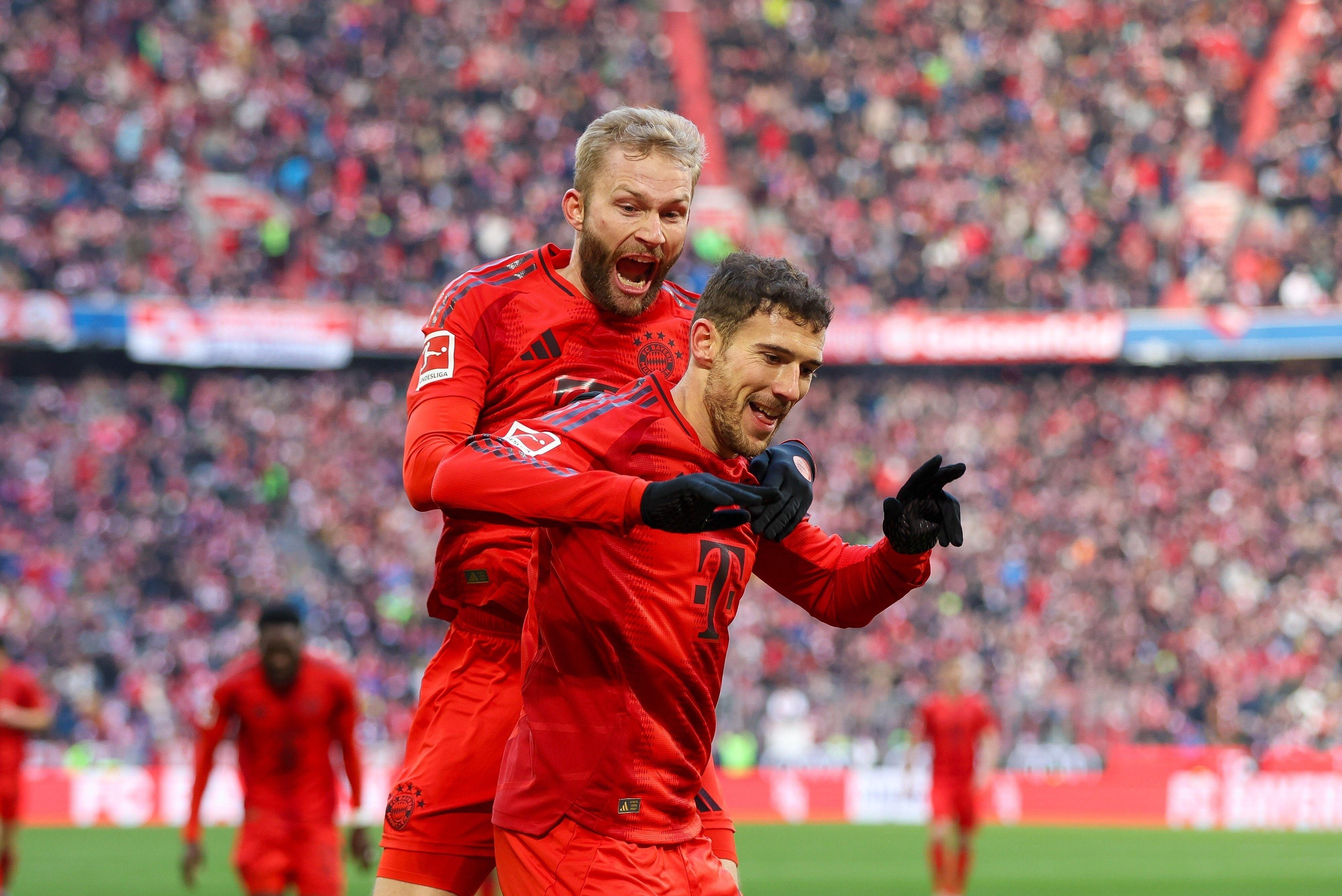 Leon Goretzka (vorne) und Konrad Laimer beim gemeinsamen Torjubel