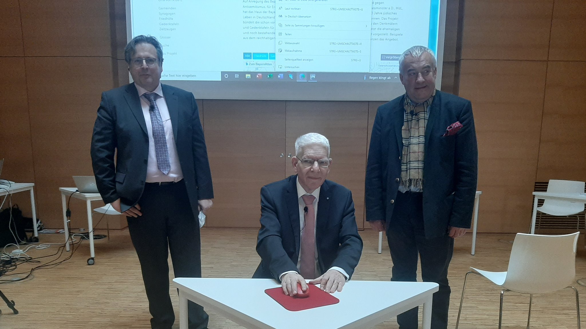 v.l. Richard Loibl (Museumsdirektor), Josef Schuster, (Präsident des Zentralrates der Juden), Ludwig Spänle (Antisemitismusbeauftragter)