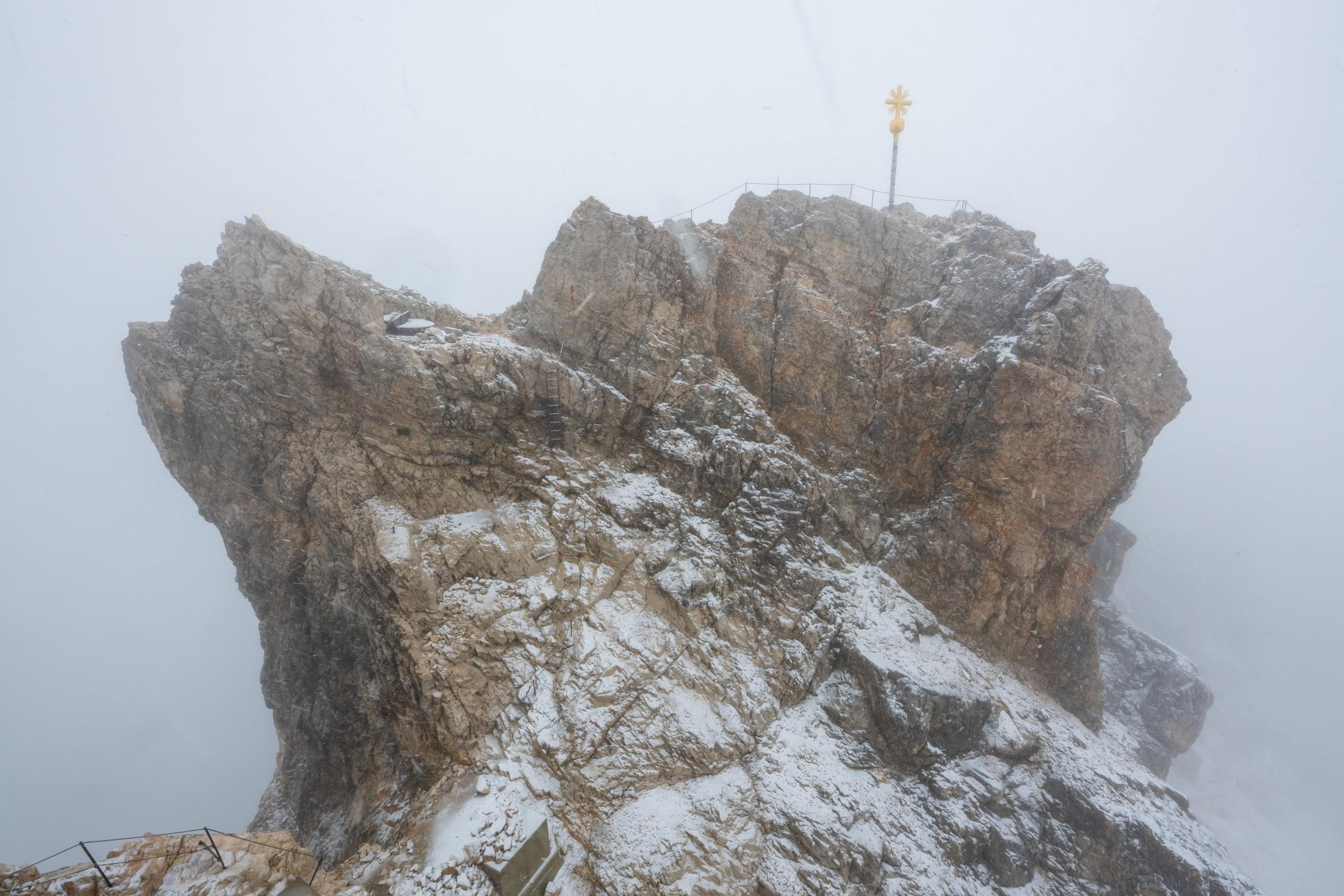 Die Zugspitze im Schnee.