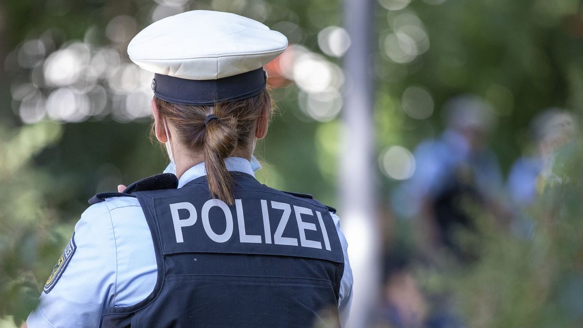 Koennen dienstfreie polizisten tickets geben