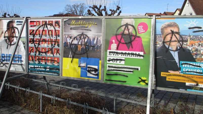 Streit In Passau Wie Klein Darf Ein Wahlplakat Sein Br24