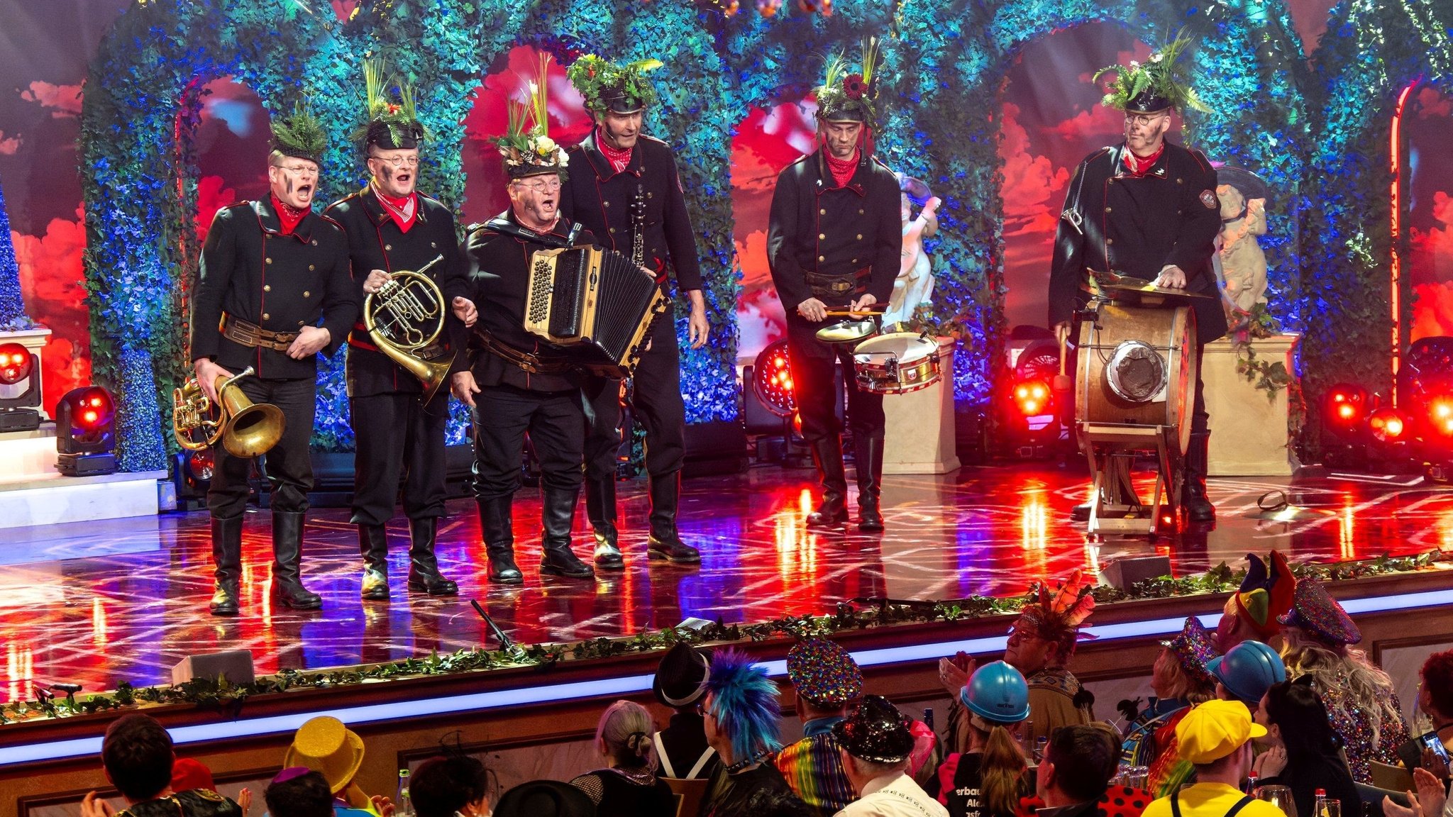 Die Altneihauser Feierwehrkapell'n  der "Fastnacht in Franken" 2025