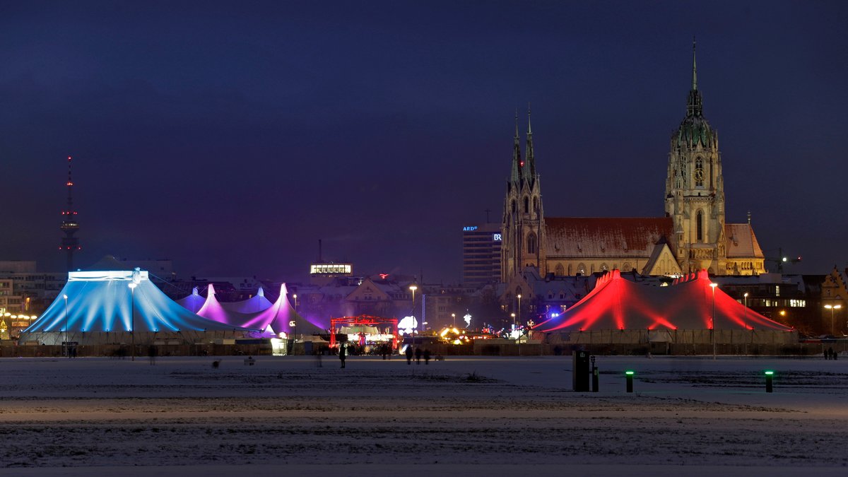 Energiekrise: Weniger Zelte auf dem Münchner Tollwood-Festival