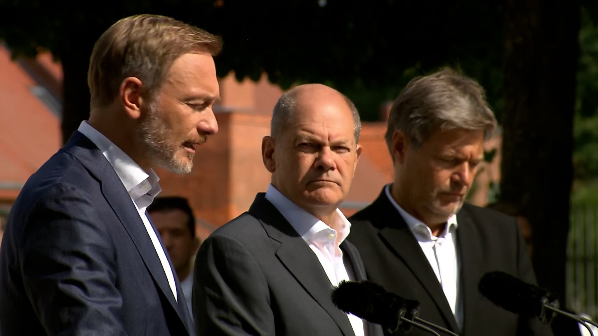 Christian Lindner, Olaf Scholz, Robert Habeck (v.l.n.r.)