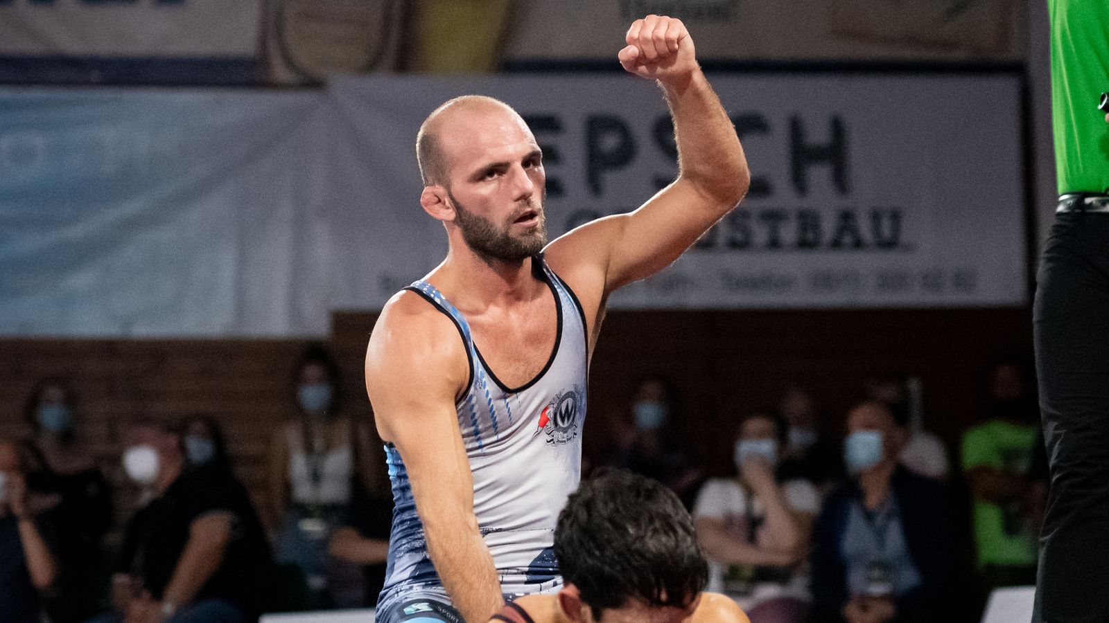 Ringen: Burghausen siegt im Final-Hinkampf gegen Kleinostheim | BR24