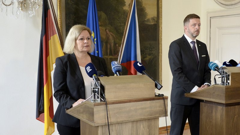 Russische Cyberangriffe auf Deutschland bestätigt | Bild: dpa-Bildfunk/Michael Heitmann Russische Cyberangriffe auf Deutschland bestätigt