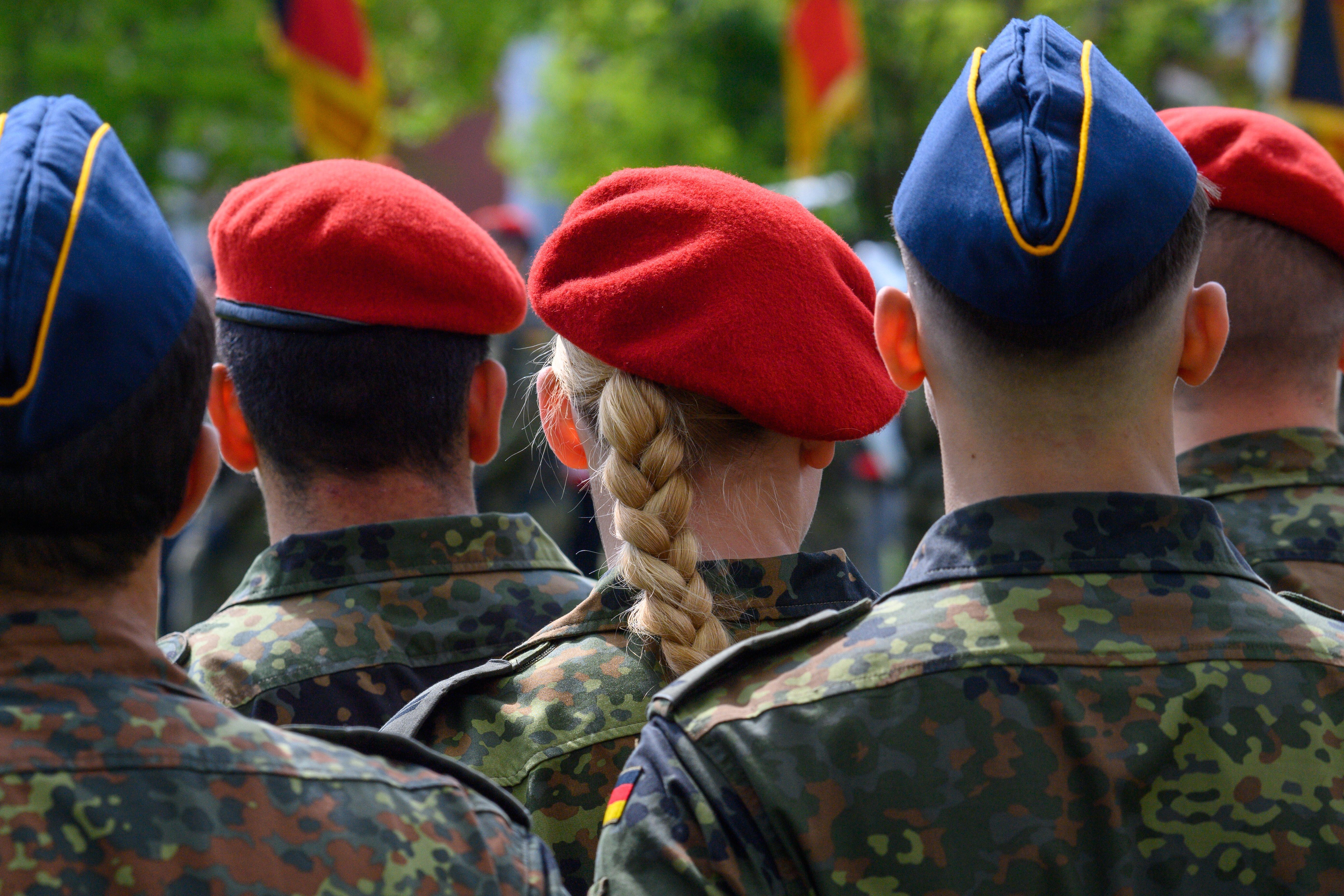 Soldatinnen und Soldaten der Bundeswehr (Symbolbild)