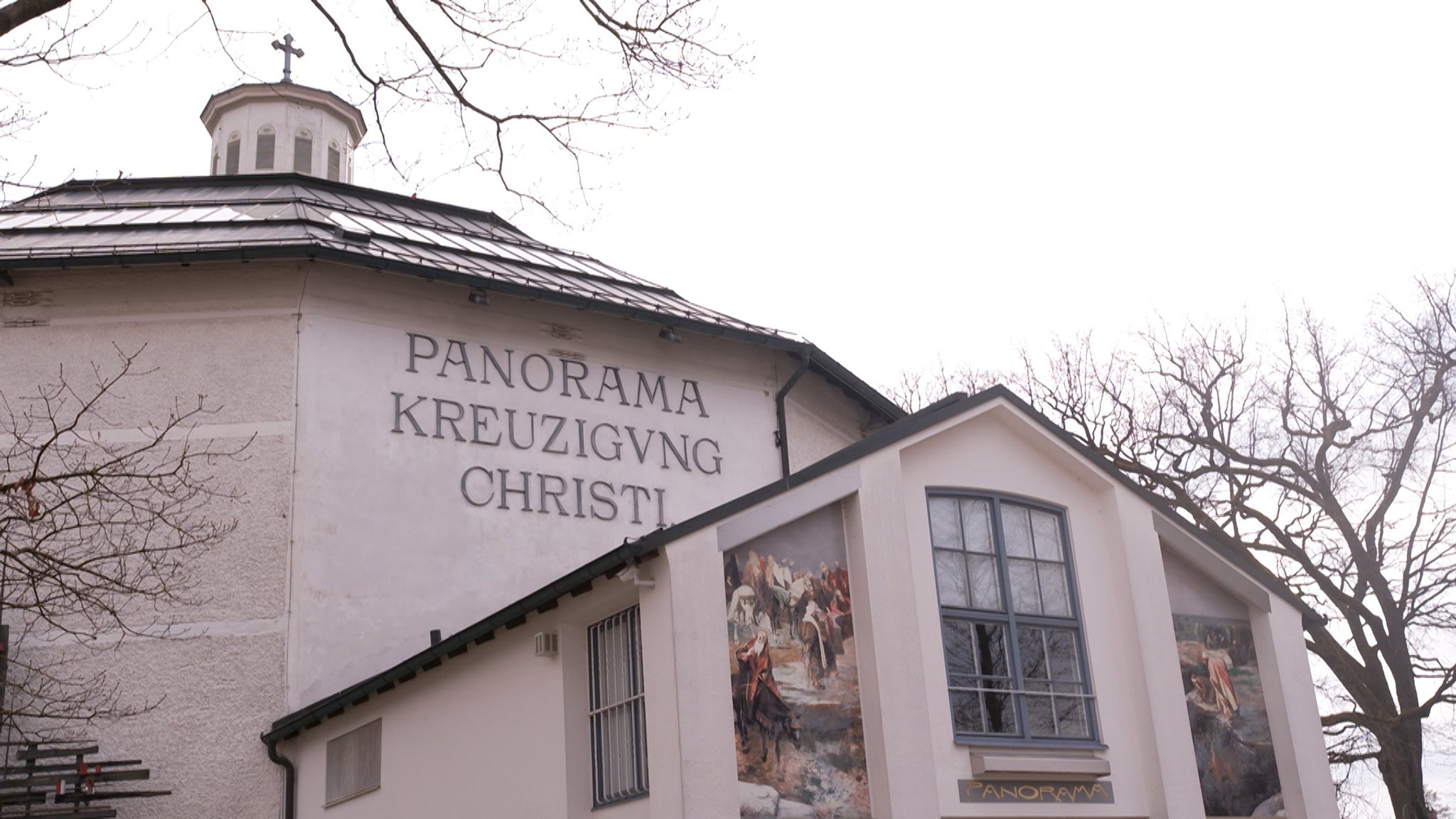 Gebäude des Altöttinger Panorama Kreuzigung Christi