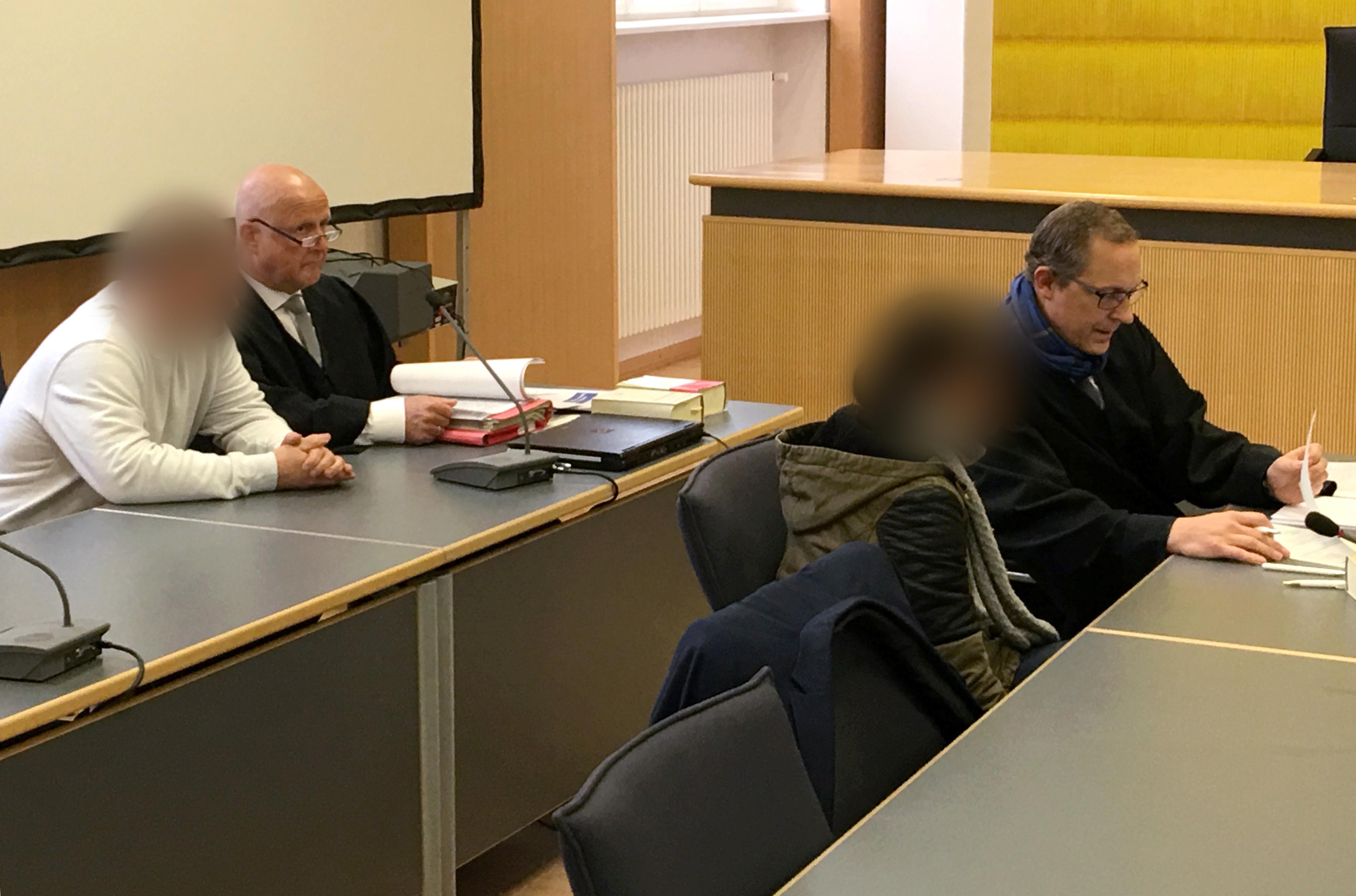 Plädoyers im Prozess um Kind mit Brandverletzungen | BR24