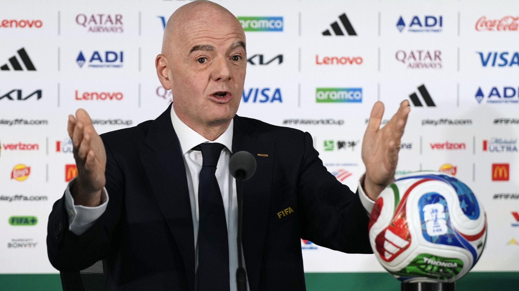 UEFA droht Infantino wegen FIFA-Investitionsplan mit WM-Boykott