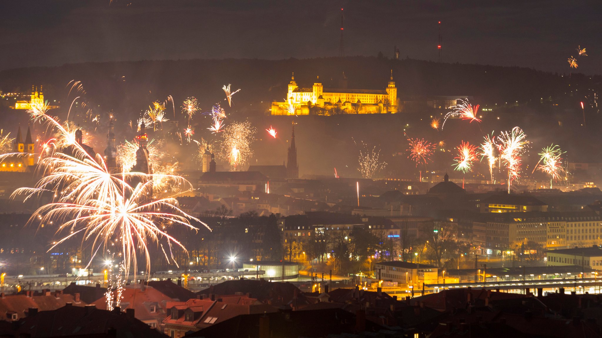 Feuerwerk in Würzburg (Archiv-Bild)