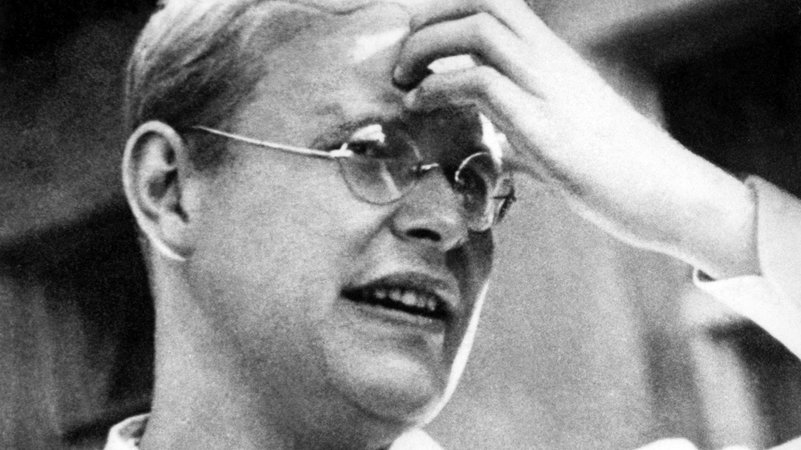 Der NS-Widerstandskämpfer und Pazifist Dietrich Bonhoeffer. | Bild: picture-alliance/ dpa | dpa Der NS-Widerstandskämpfer und Pazifist Dietrich Bonhoeffer.