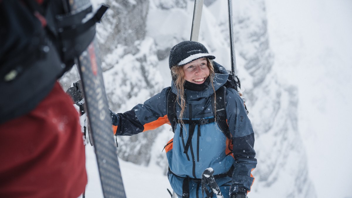 "Einige Ups and Downs" – Lena Kohler erobert Freeride World Tour