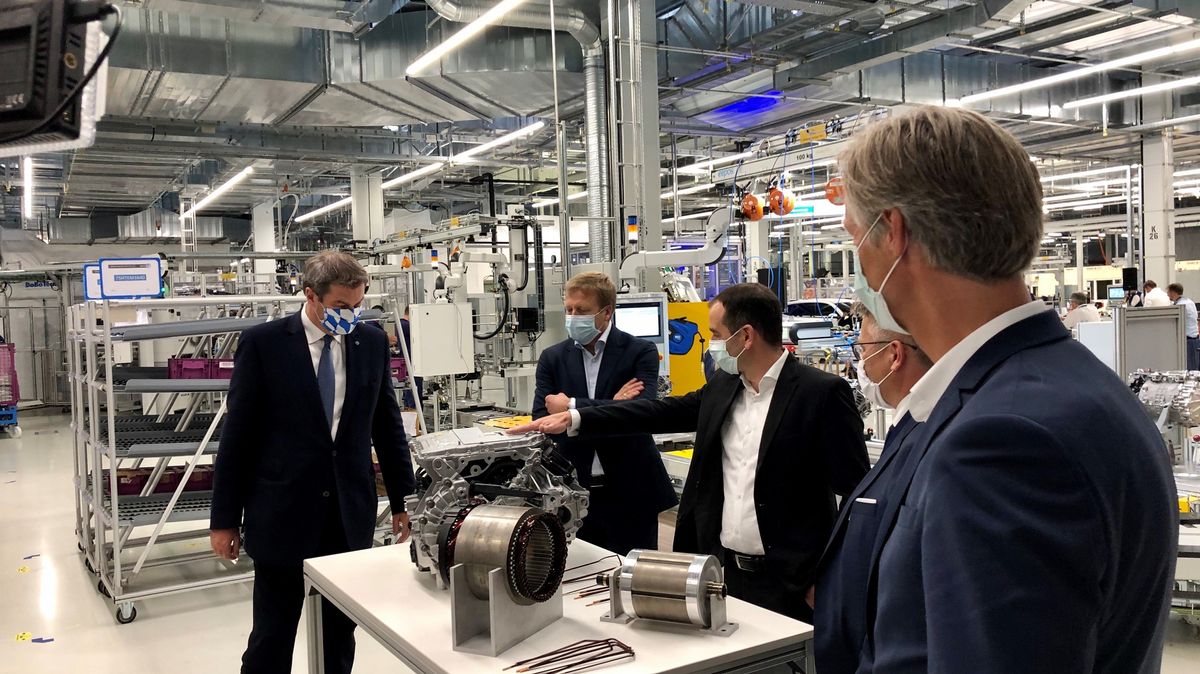 Bmw Drosselt Produktion In Dingolfing Nach Der Sommerpause Br24