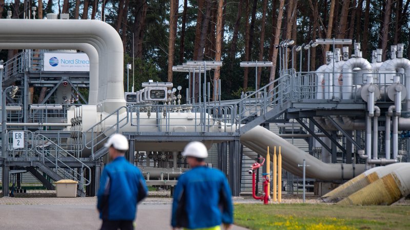 Rohrsysteme und Absperrvorrichtungen in der Gasempfangsstation der Ostseepipeline Nord Stream 1