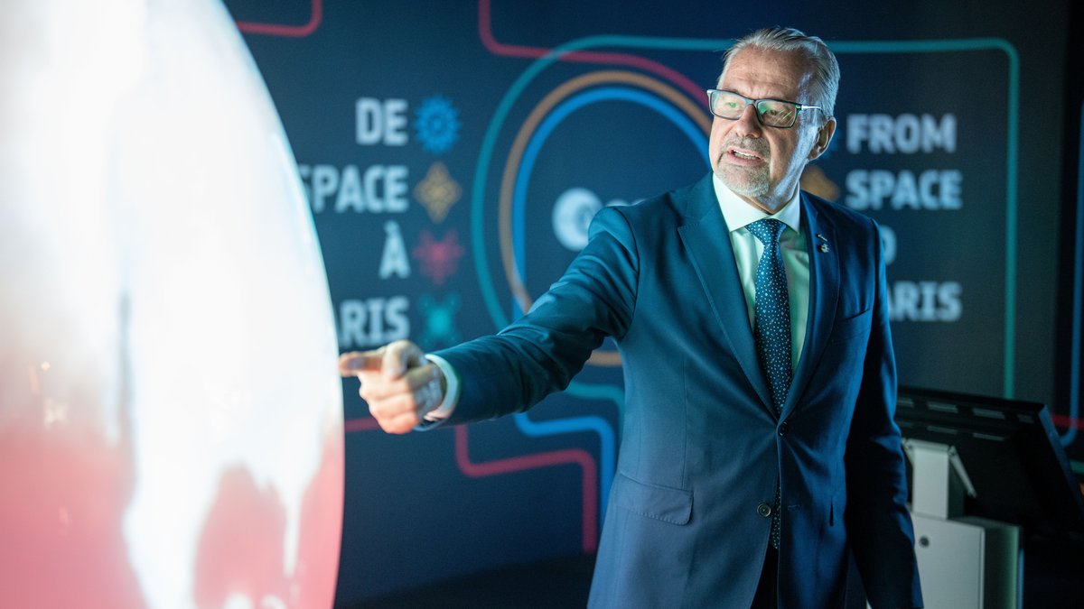 ESA-Chef: Deutscher Astronaut soll zum Mond fliegen