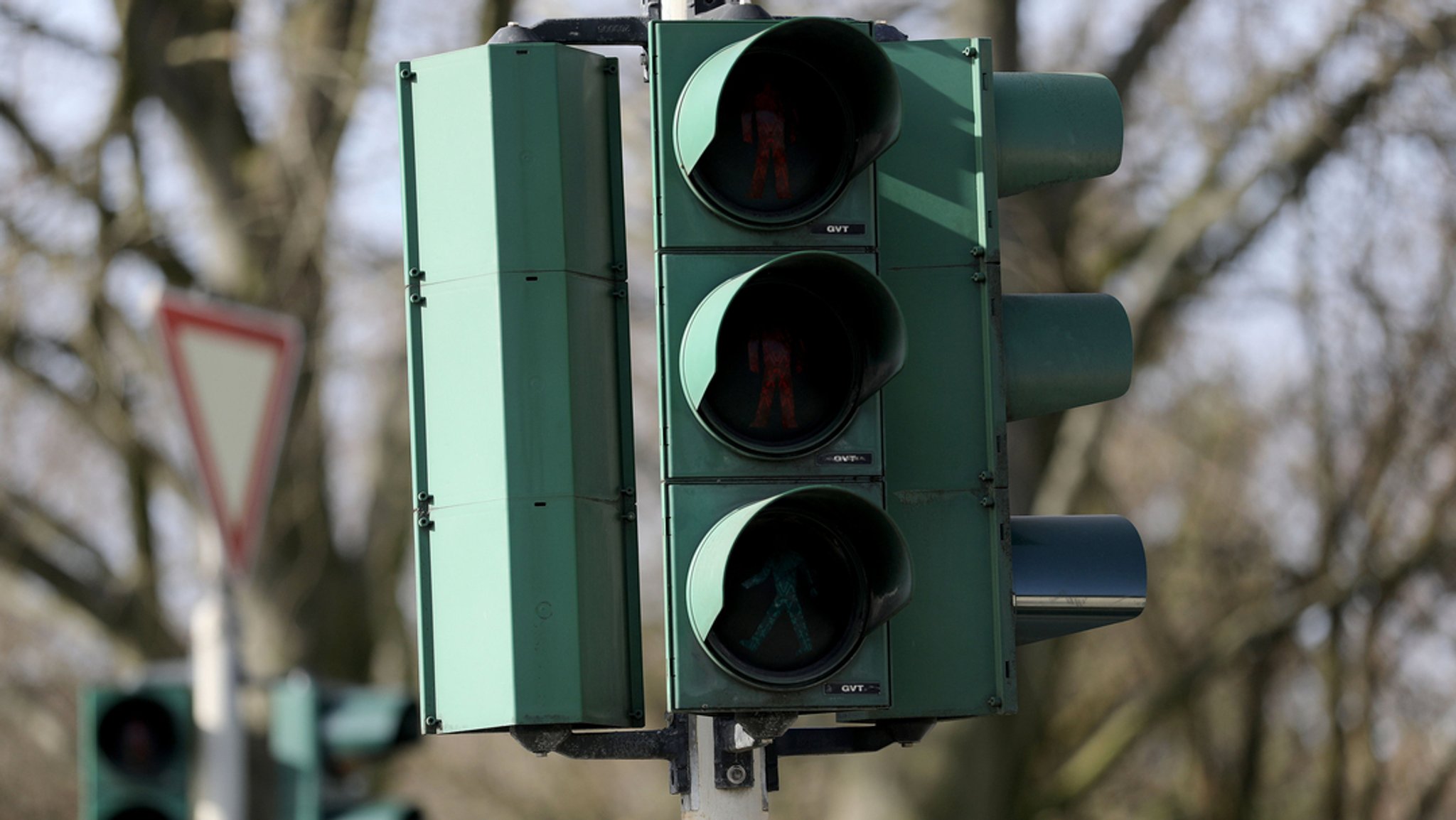 Stromausfall - Bagger trennt Teile von Regensburg vom Netz