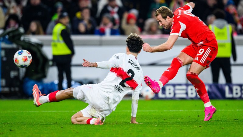 VfB Stuttgart - FC Bayern München | Bild: dpa-Bildfunk/Tom Weller VfB Stuttgart - FC Bayern München