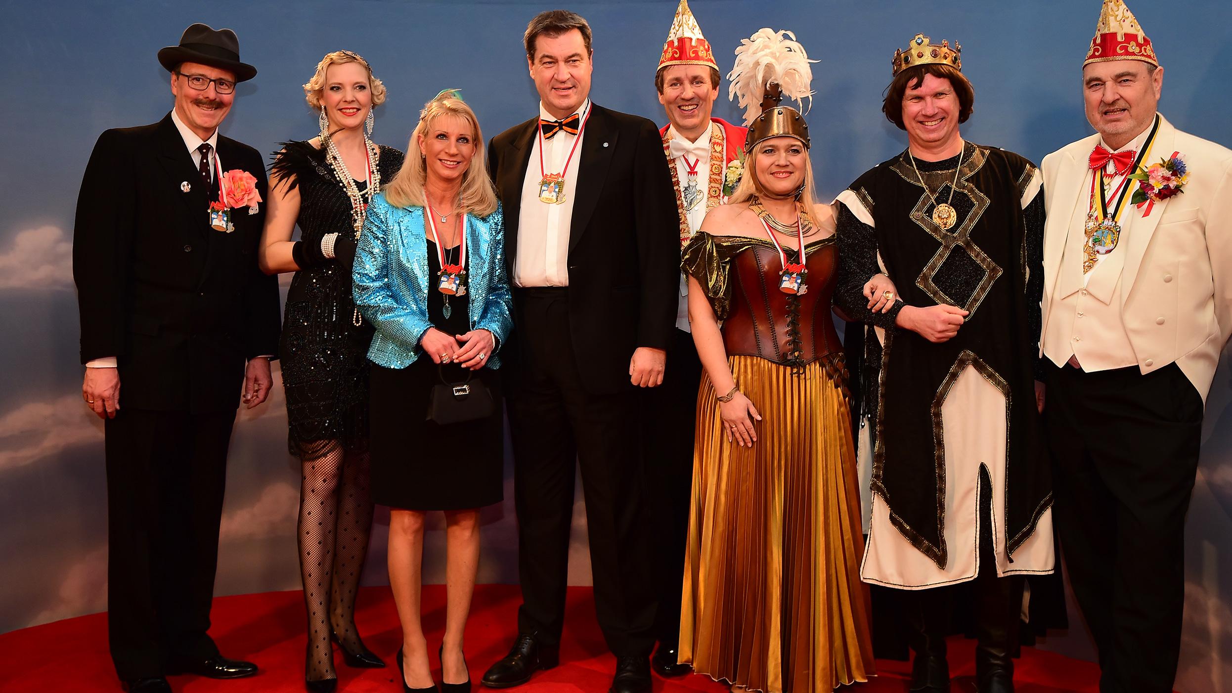 Fastnacht In Franken Auf Dem Roten Teppich Von Veitshochheim Br24