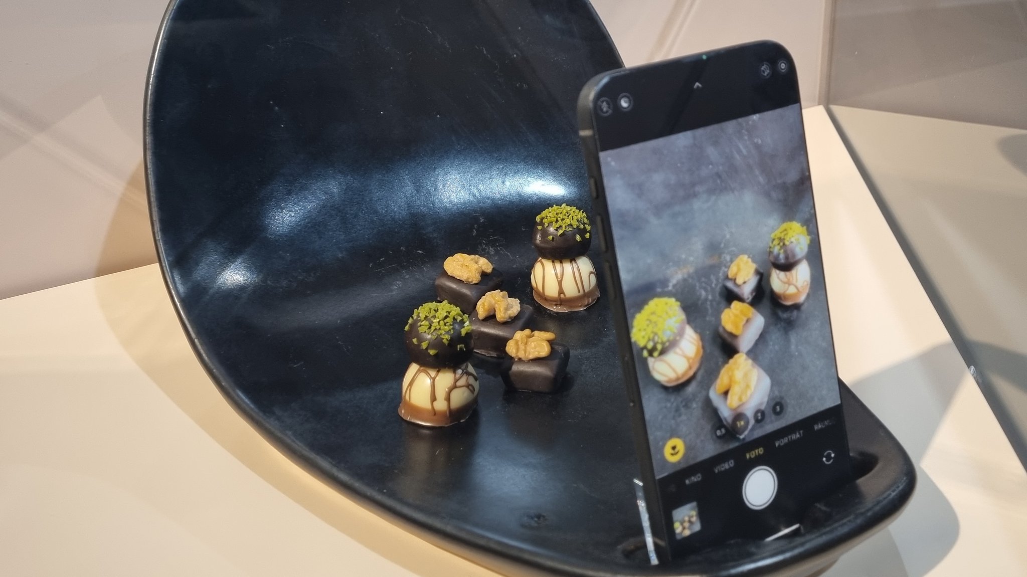 Social-Media-optimierter Teller in der Ausstellung "Essen neu denken"