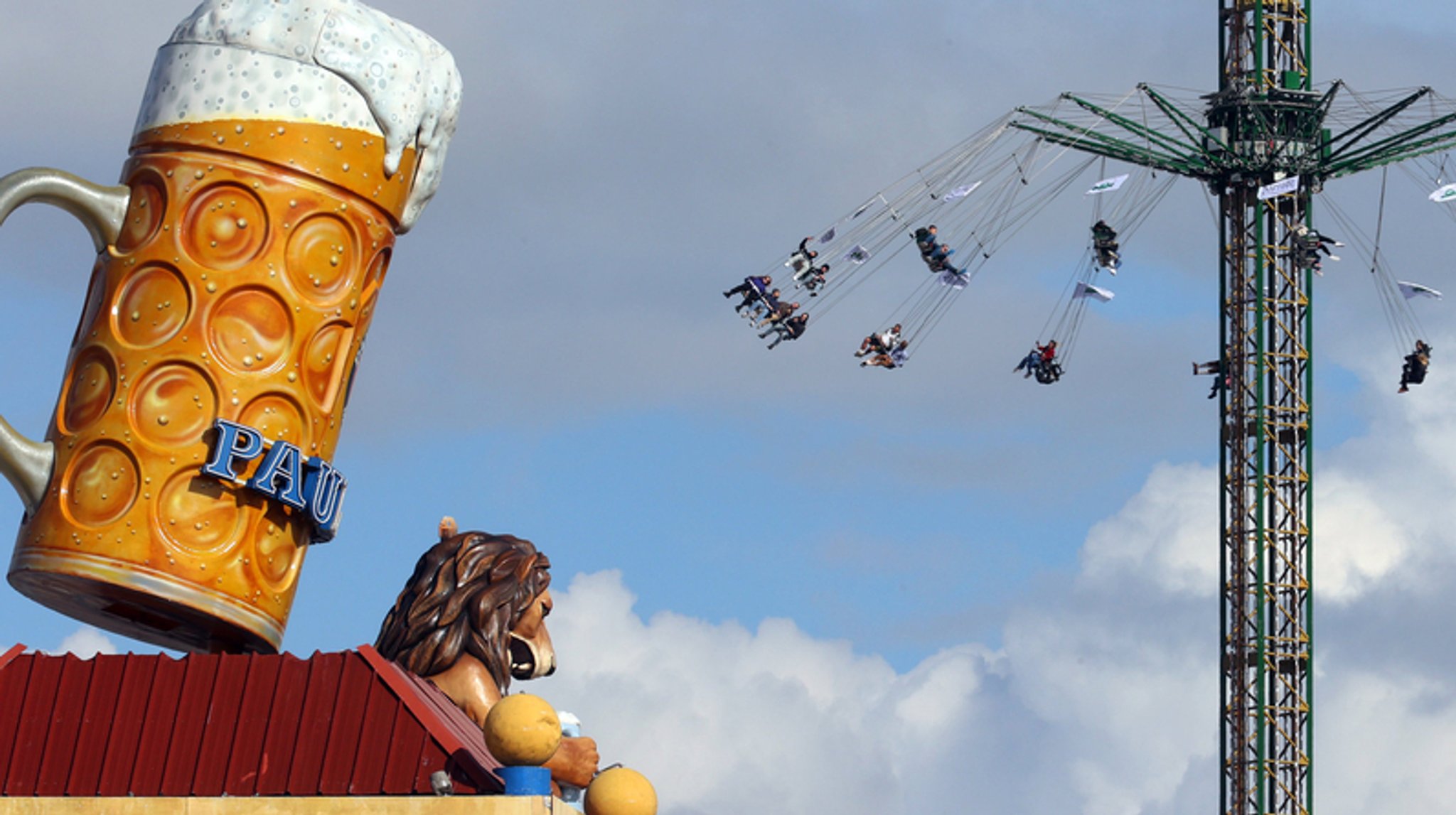 Mehr Taschenkontrollen auf Wiesn nach Anschlag in Solingen