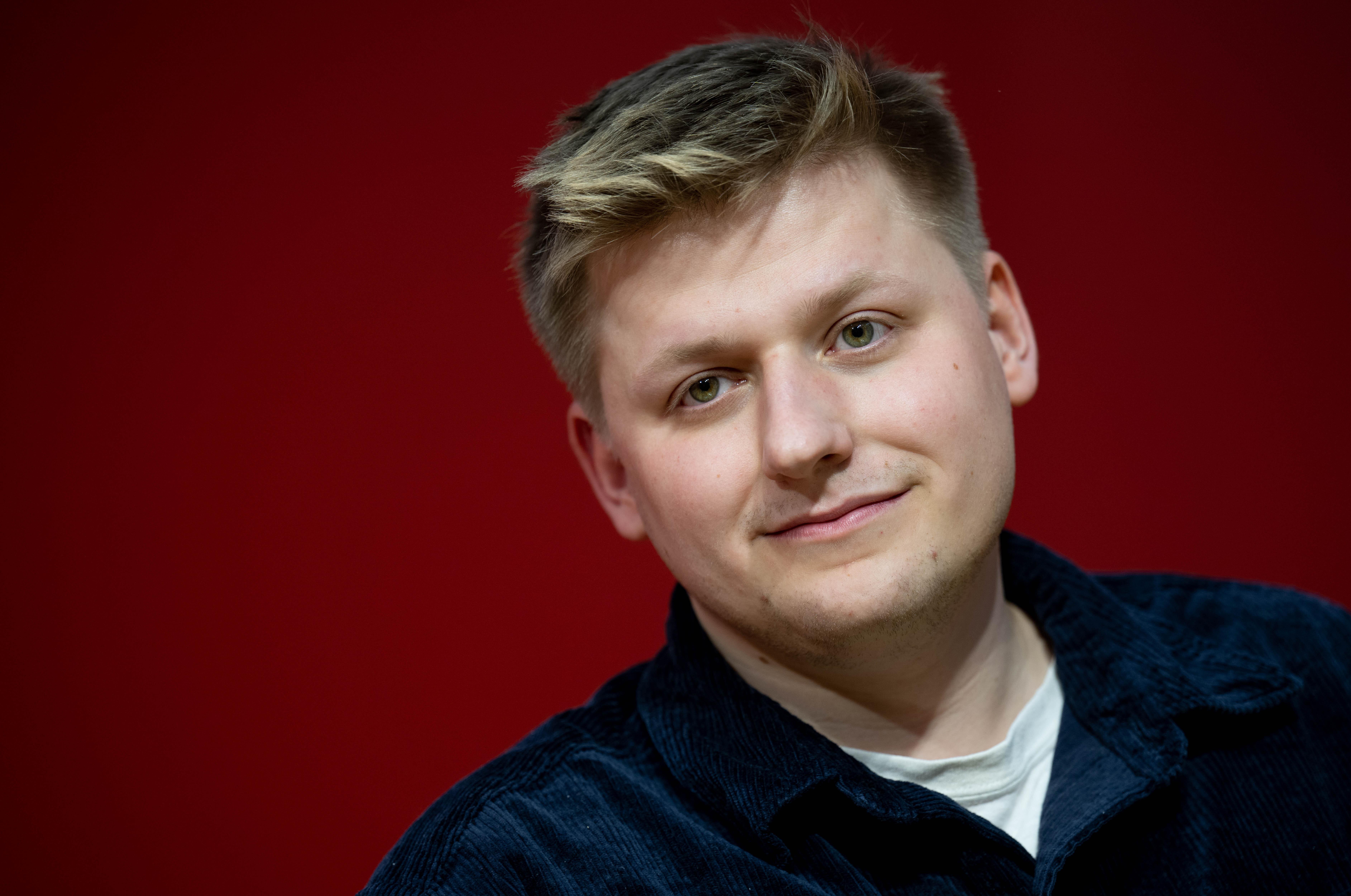 Sebastian Hotz, auch bekannt als EL Hotzo