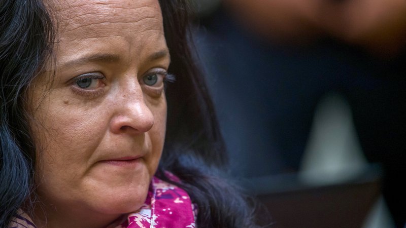Beate Zschäpe ist die einzige Überlebende des sogenannten NSU-Kerntrios | Bild: dpa-Bildfunk/ Peter Kneffel Beate Zschäpe ist die einzige Überlebende des sogenannten NSU-Kerntrios