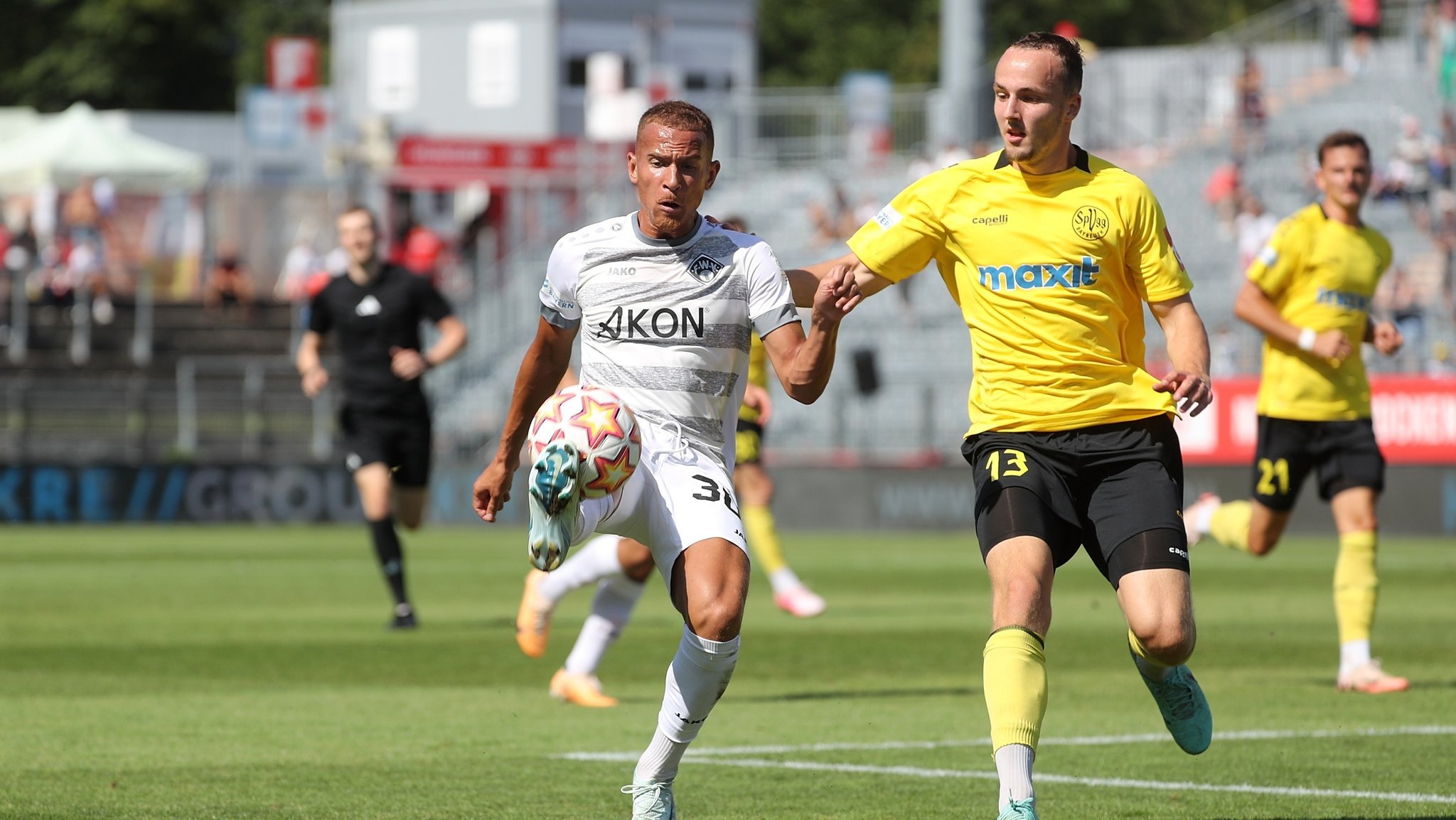 SpVgg Bayreuth gewinnt Verfolgerduell bei den Würzburger Kickers