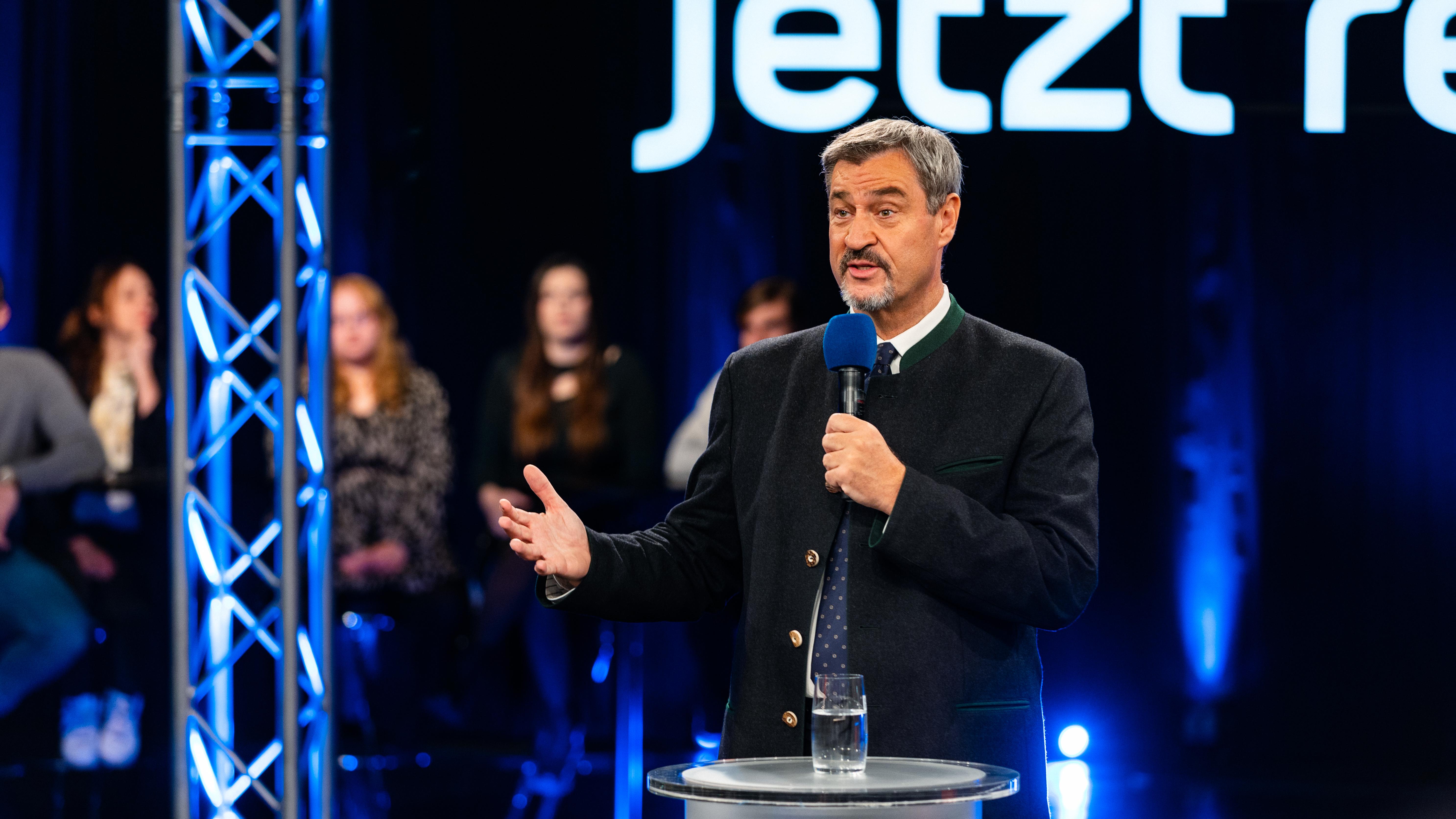 Markus Söder im BR-Studio in Unterföhring bei "jetzt red i"
