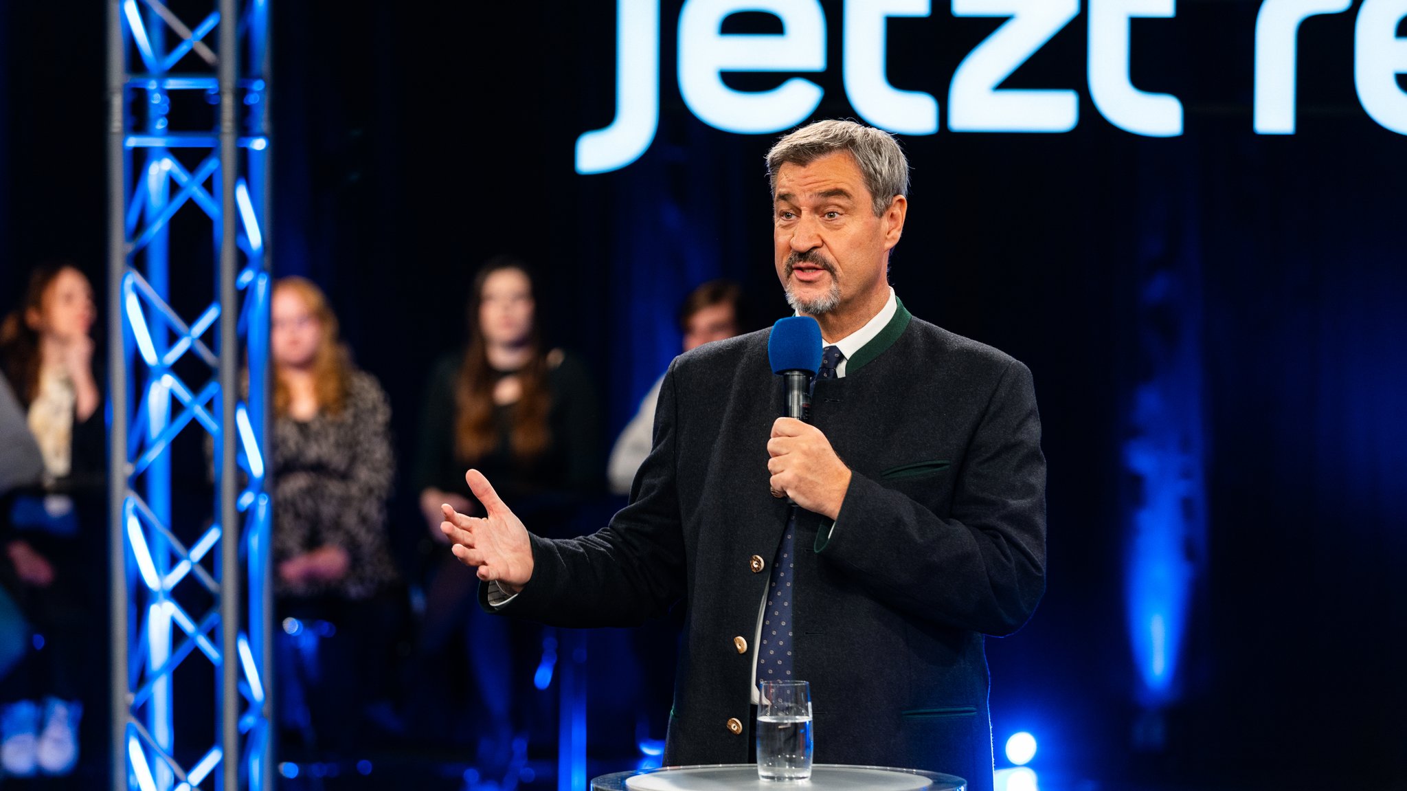 Markus Söder im BR-Studio in Unterföhring bei "jetzt red i"