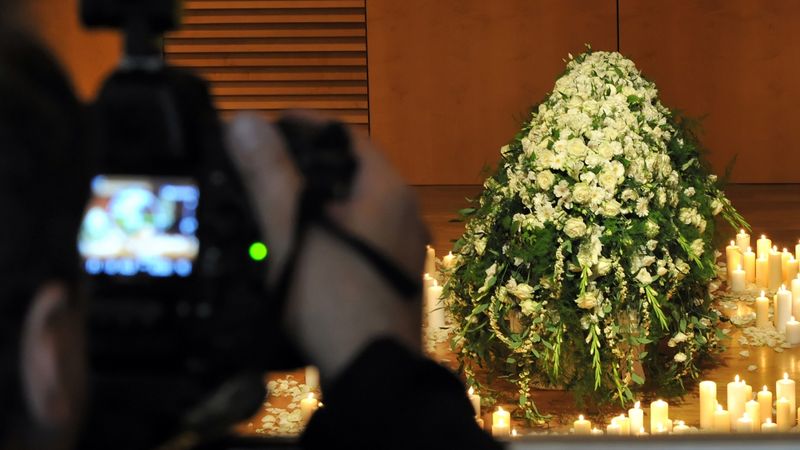 Krematorium Am Limit Kuhlcontainer Fur Sarge In Nurnberg Br24