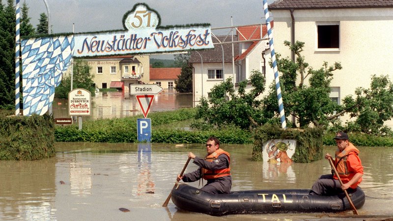 Nach dem doppelten Dammbruch am 24. Mai 1999 herrschte in Neustadt an der Donau Ausnahmezustand.