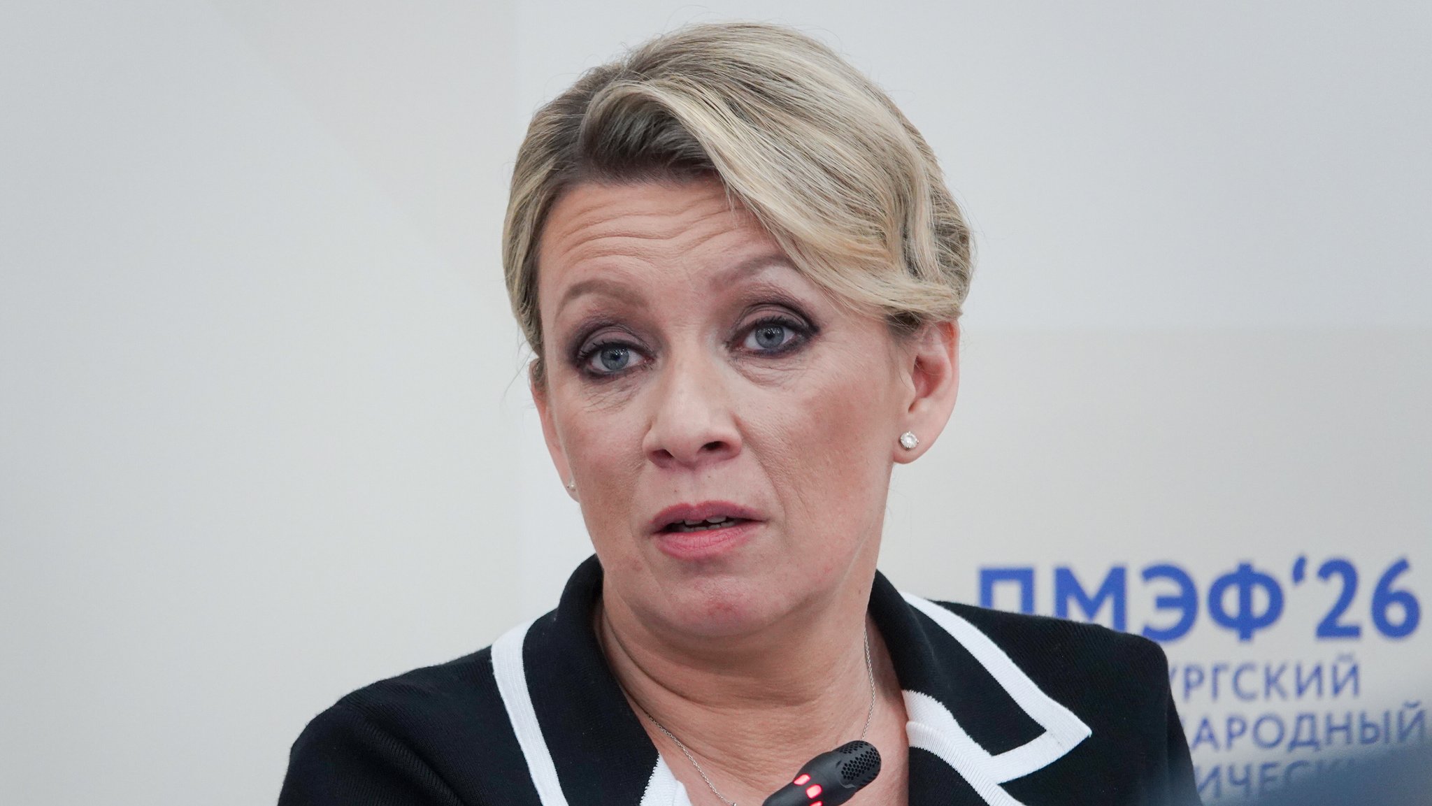 Die Sprecherin des russischen Außenministeriums, Maria Sacharowa. (Archivbild vom Juli aus St. Petersburg) | Bild: picture alliance/dpa | Ulf Mauder Die Sprecherin des russischen Außenministeriums, Maria Sacharowa. (Archivbild vom Juli aus St. Petersburg)