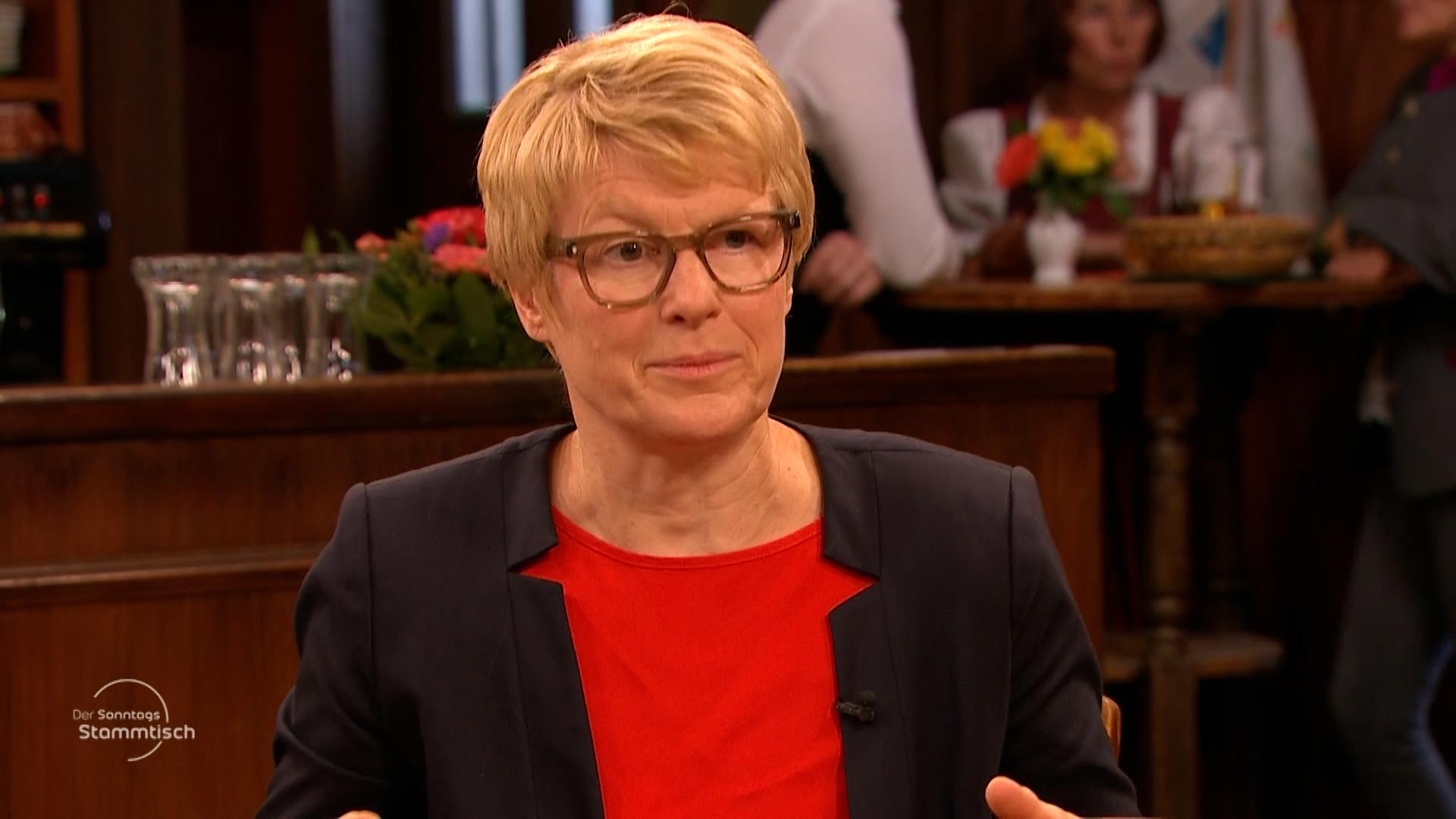 Wirtschaftswissenschaftlerin Veronika Grimm beim Sonntagsstammtisch