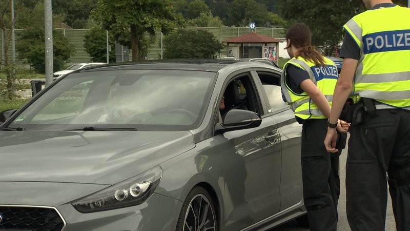 Grenzkontrollen anlässlich der Fußball-EM 2024 | Bild: Bayerischer Rundfunk 2024 Grenzkontrollen anlässlich der Fußball-EM 2024