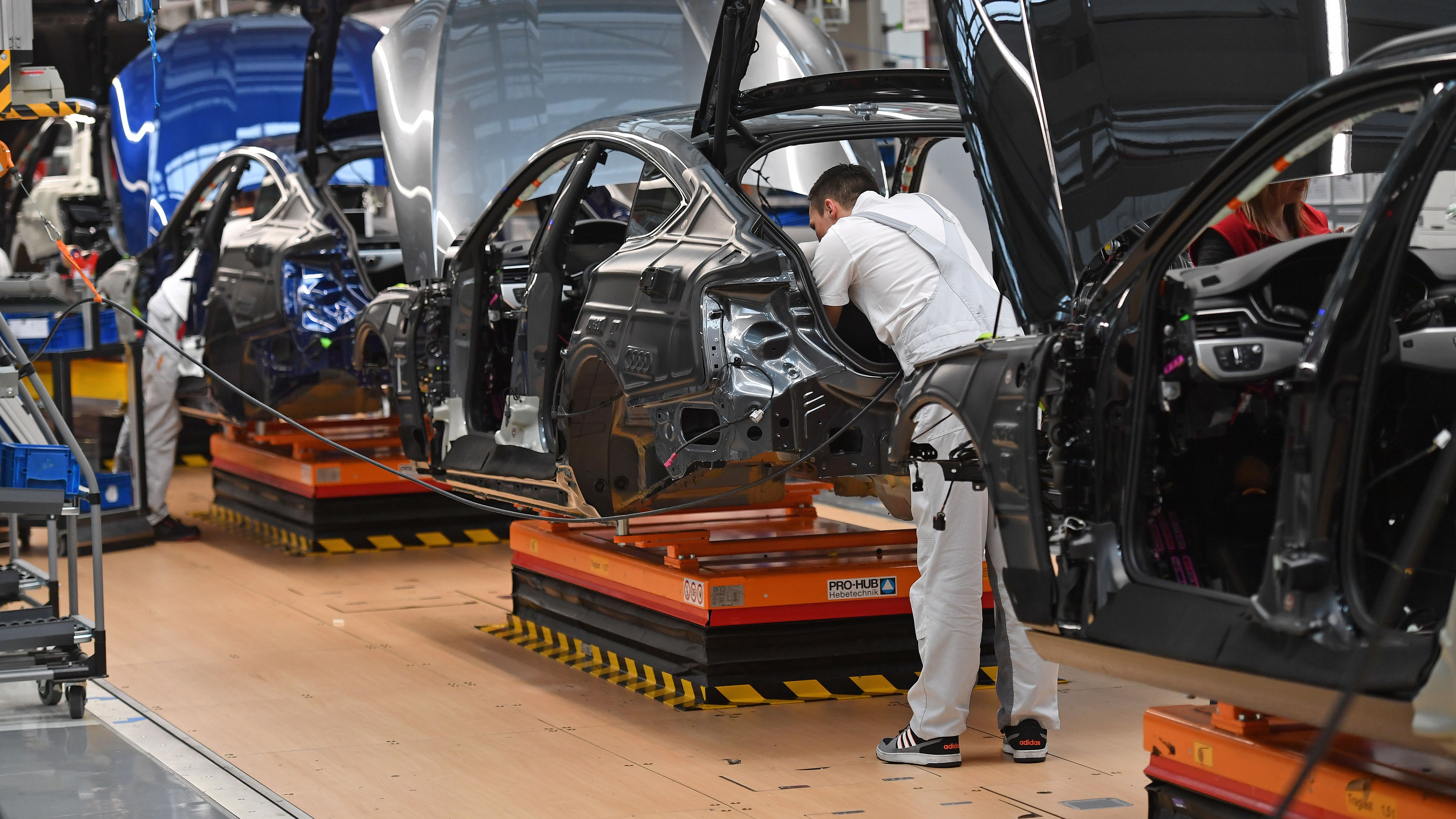 Audi Will Produktion In Ingolstadt Ende April Wieder Hochfahren Br24