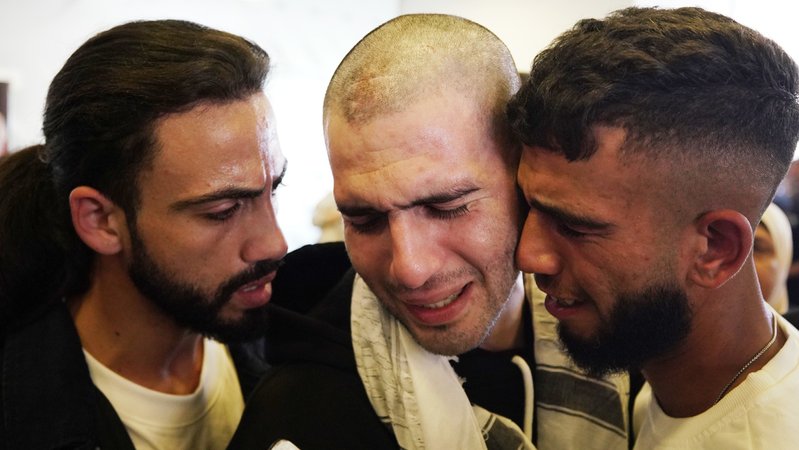 Die Freilassung palästinensischer Häftlinge ist angelaufen. | Bild: picture alliance / ZUMAPRESS.com | STR Die Freilassung palästinensischer Häftlinge ist angelaufen.