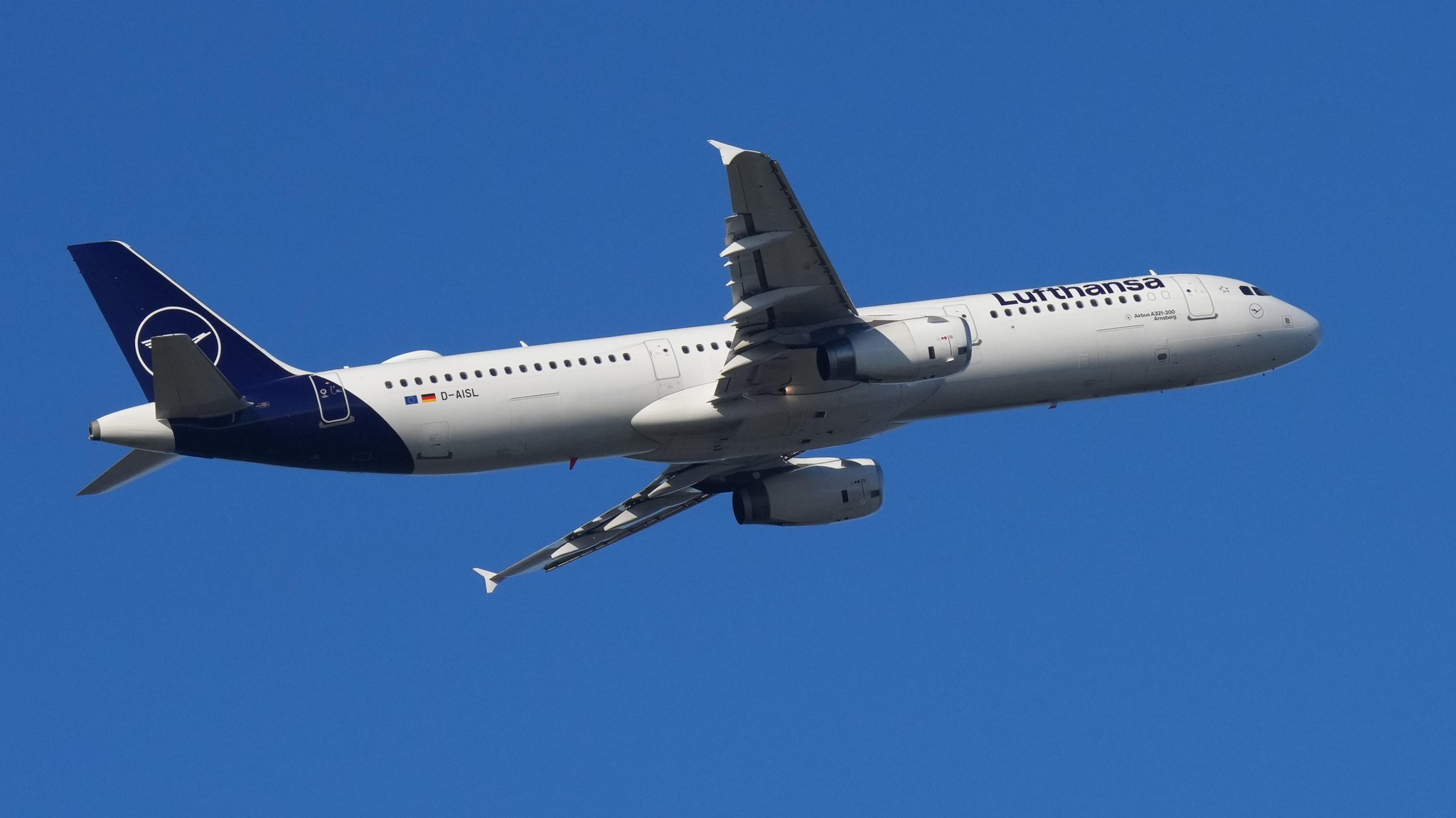 Vorfall bei Lufthansa: Kapitän auf Toilette, Co-Pilot ohnmächtig