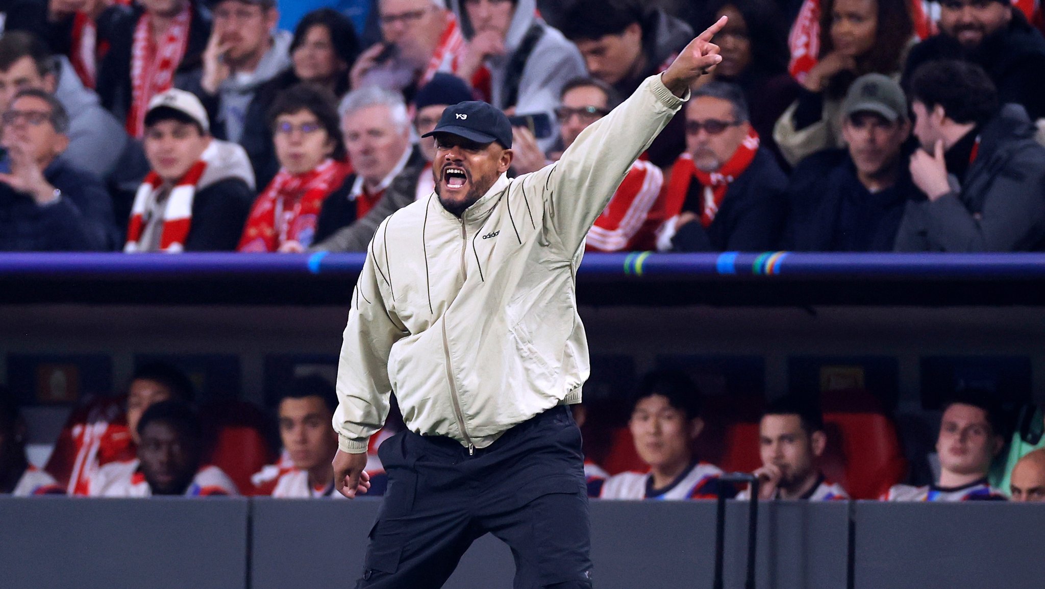 Vincent Kompany, Trainer FC Bayern München, beim Champions-League-Duell mit Real Madrid