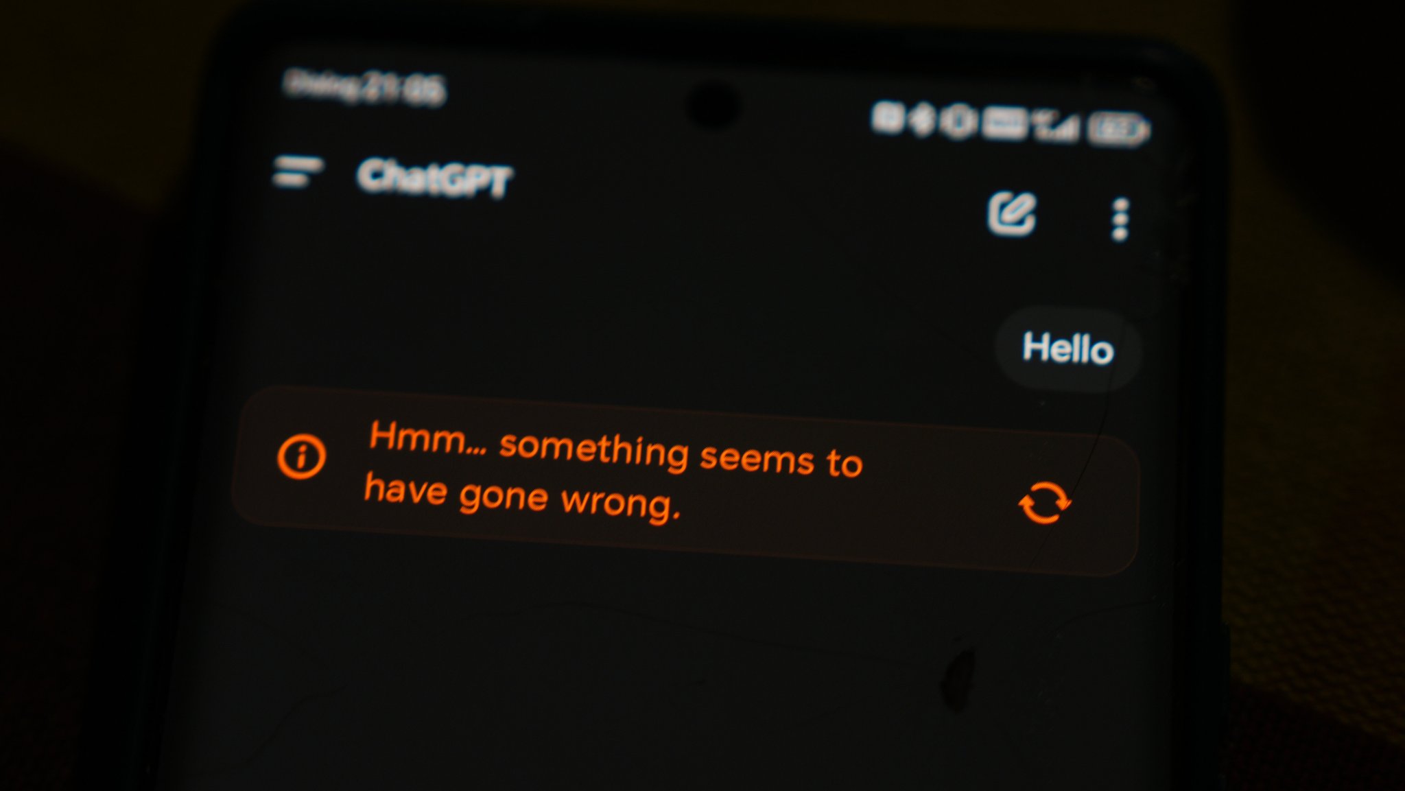 Symbolbild: ChatGPT gibt eine Fehlermeldung aus. 