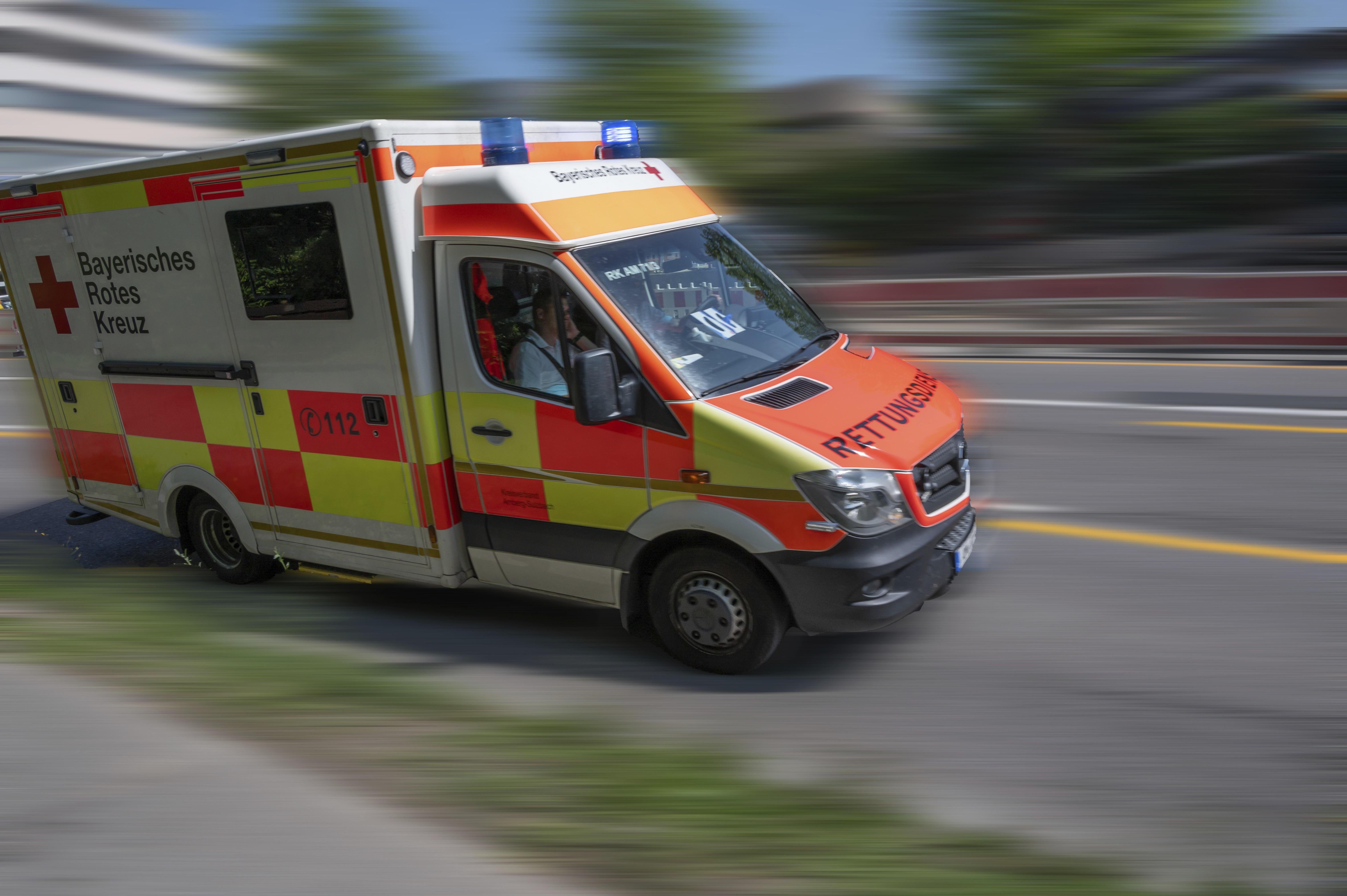 Symbolbild: Rettungswagen in Bayern
