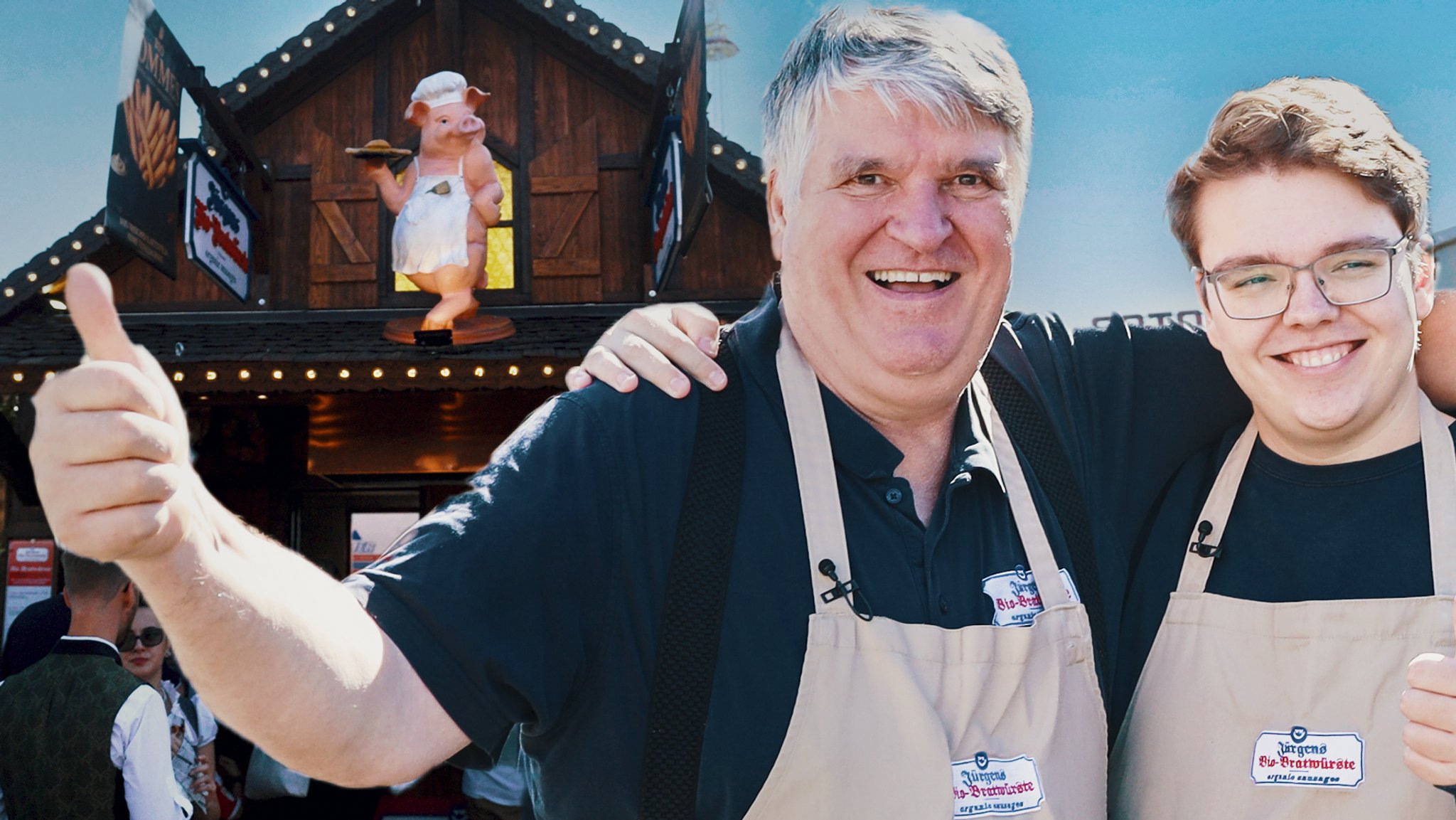 Ein Mann und sein Sohn vor einem Bratwurststand 