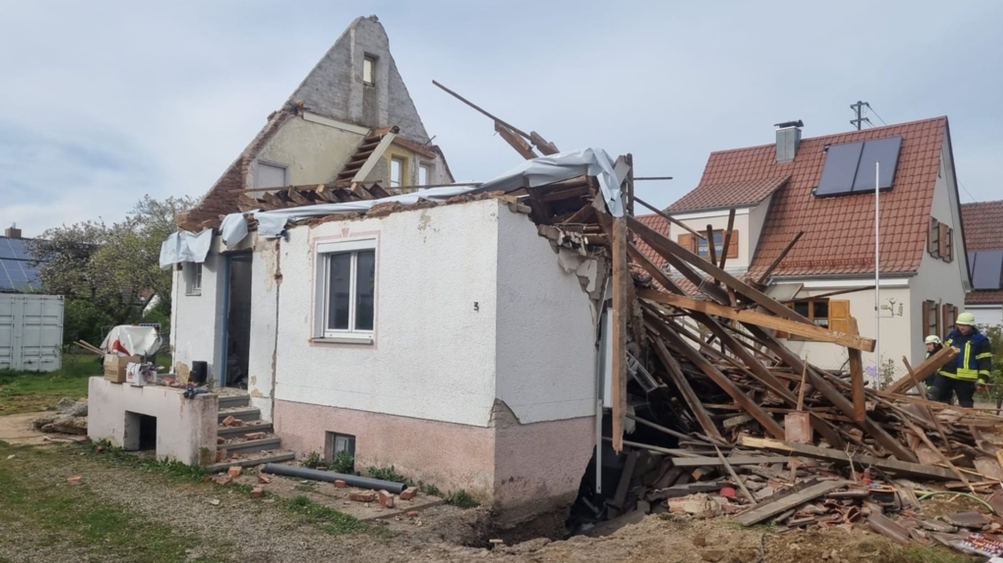 Toter nach Hauseinsturz in Memmingen: Straftat oder Unglück?