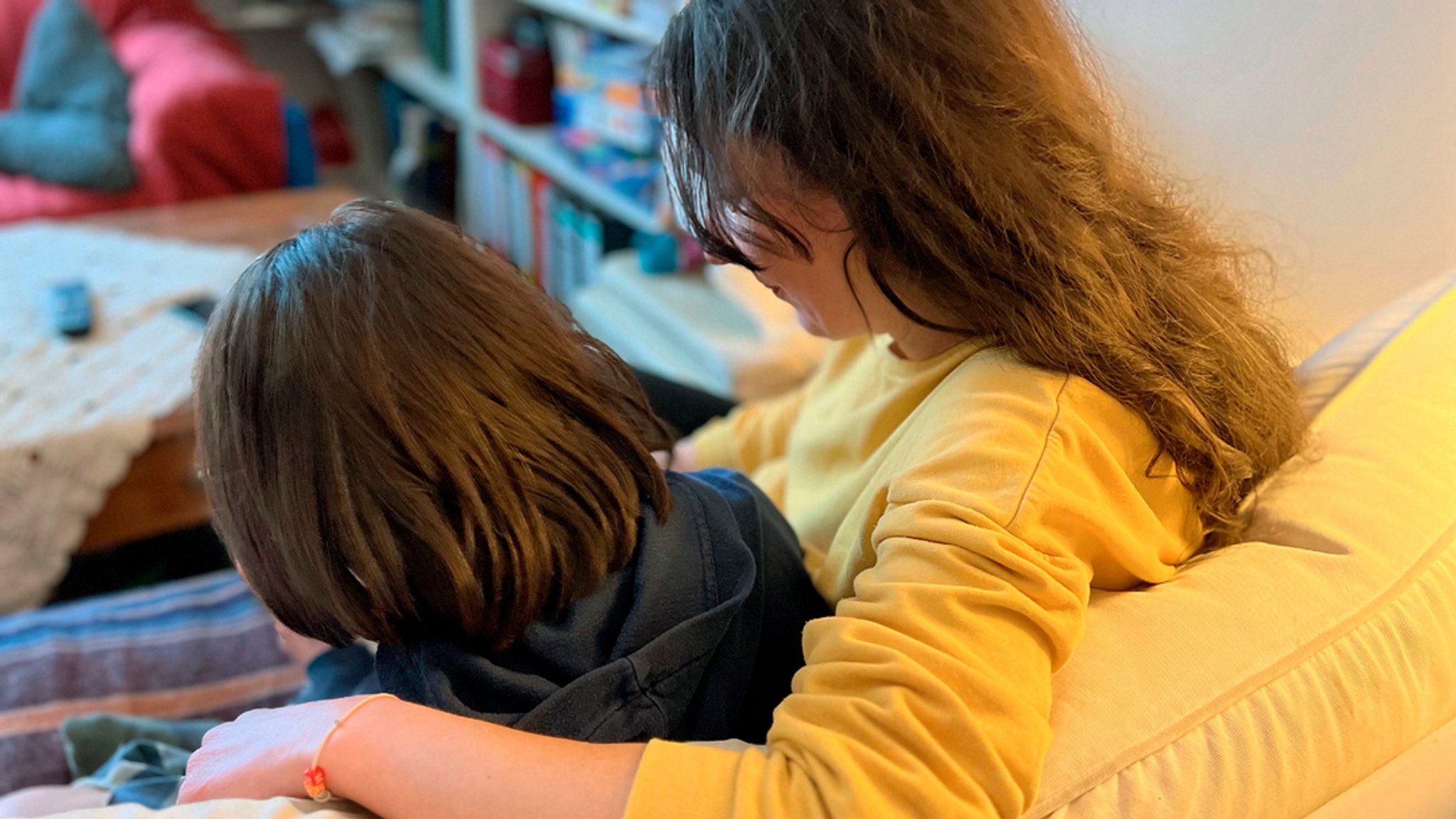 Für fast 95.000 Kinder und Jugendliche in Bayern zahlt der Staat den so genannten Unterhaltsvorschuss. | Bild: BR/rbb - Franziska Hessberger Für fast 95.000 Kinder und Jugendliche in Bayern zahlt der Staat den so genannten Unterhaltsvorschuss.